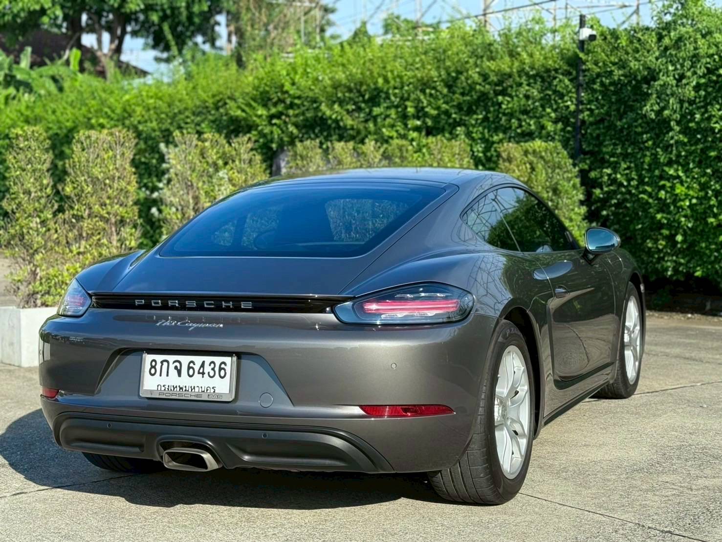 2018 Porsche 718 Cayman สีเทา (รูปที่ 4)