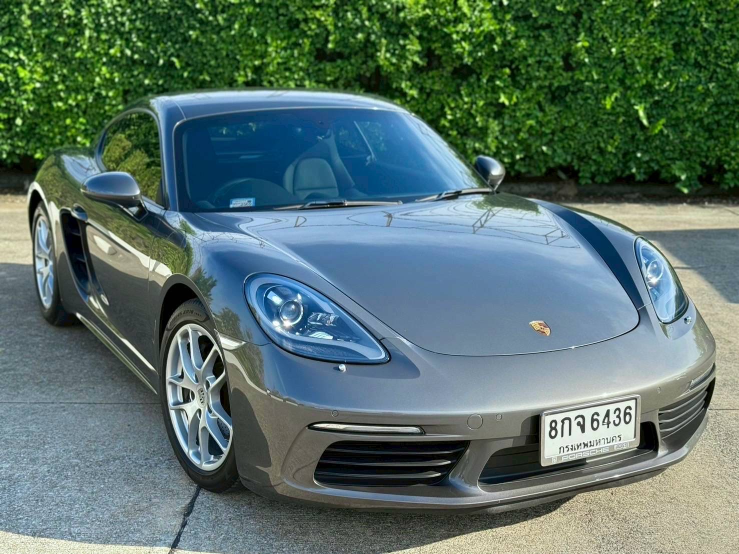 2018 Porsche 718 Cayman สีเทา (รูปที่ 3)
