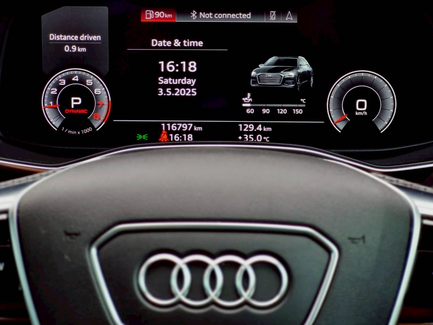 2020 Audi A6 RS6 Avant สีดำ (รูปที่ 12)