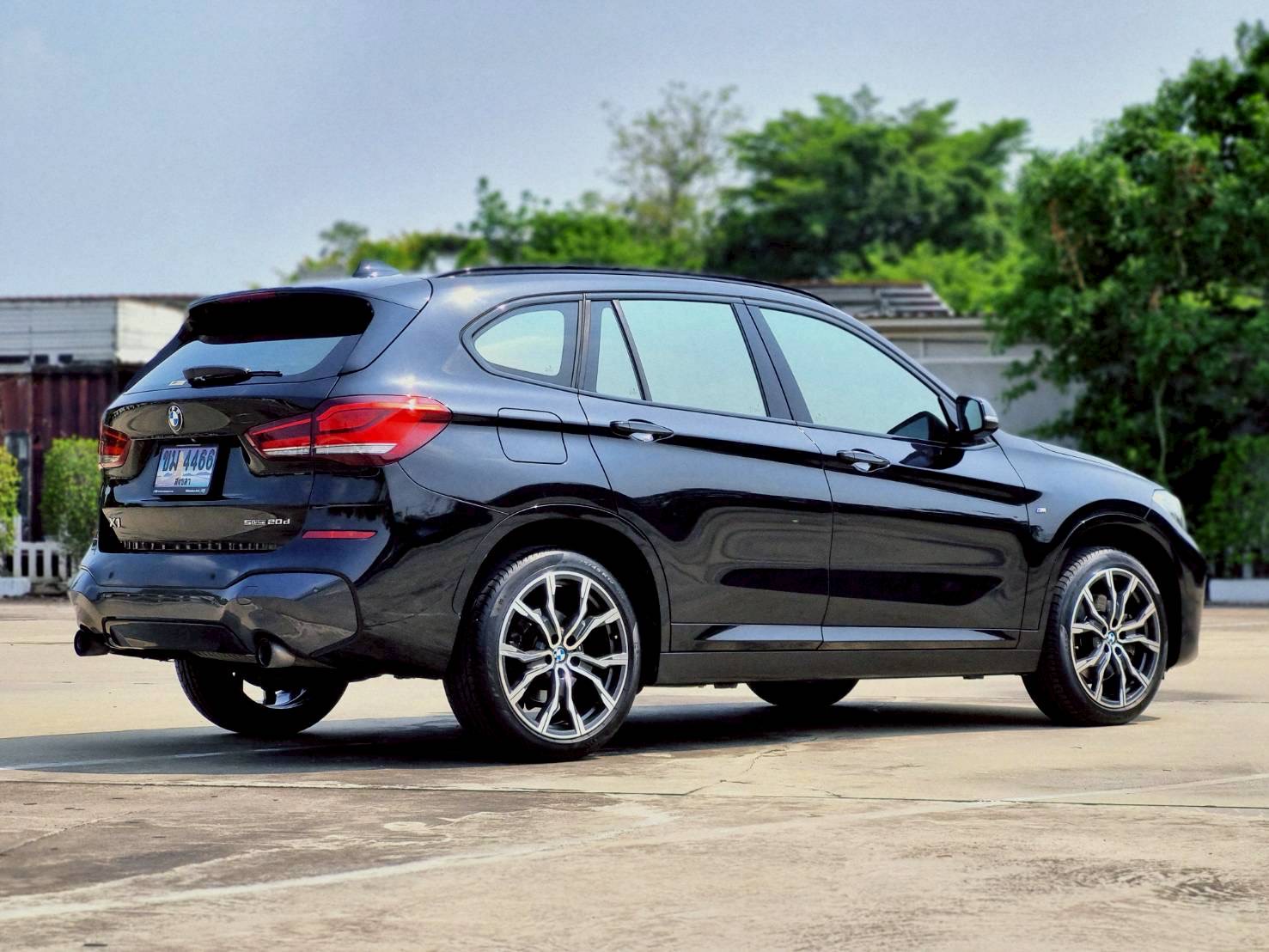 2021 BMW X1 F48 สีดำ (รูปที่ 7)