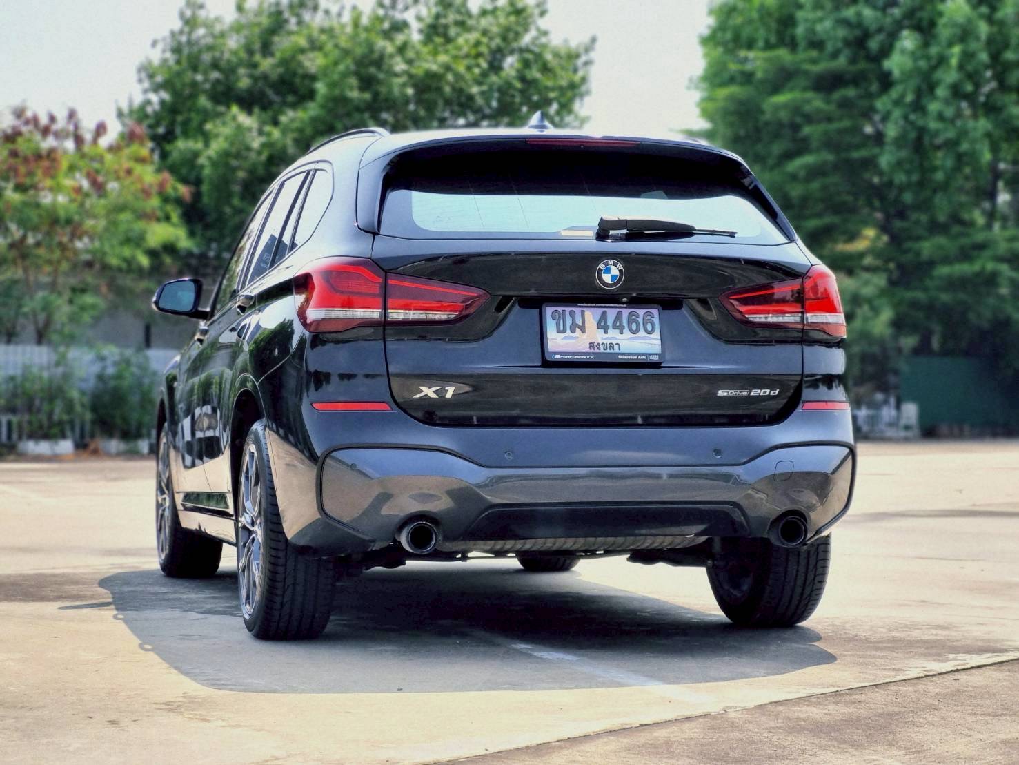 2021 BMW X1 F48 สีดำ (รูปที่ 6)