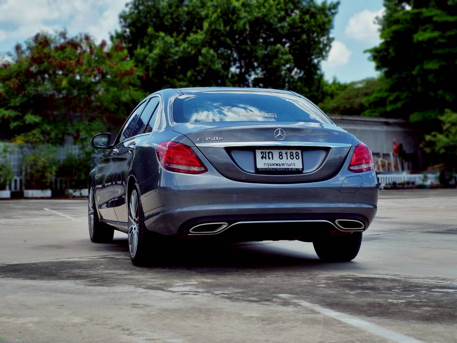 2018 Mercedes-Benz C-Class Coupe C 250 AMG สีเทา (รูปที่ 7)