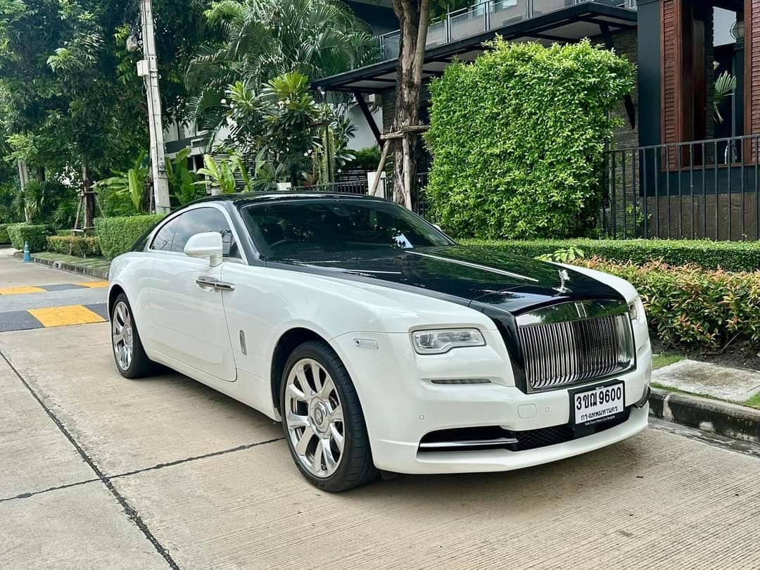 2017 Rolls-Royce Wraith สีขาว