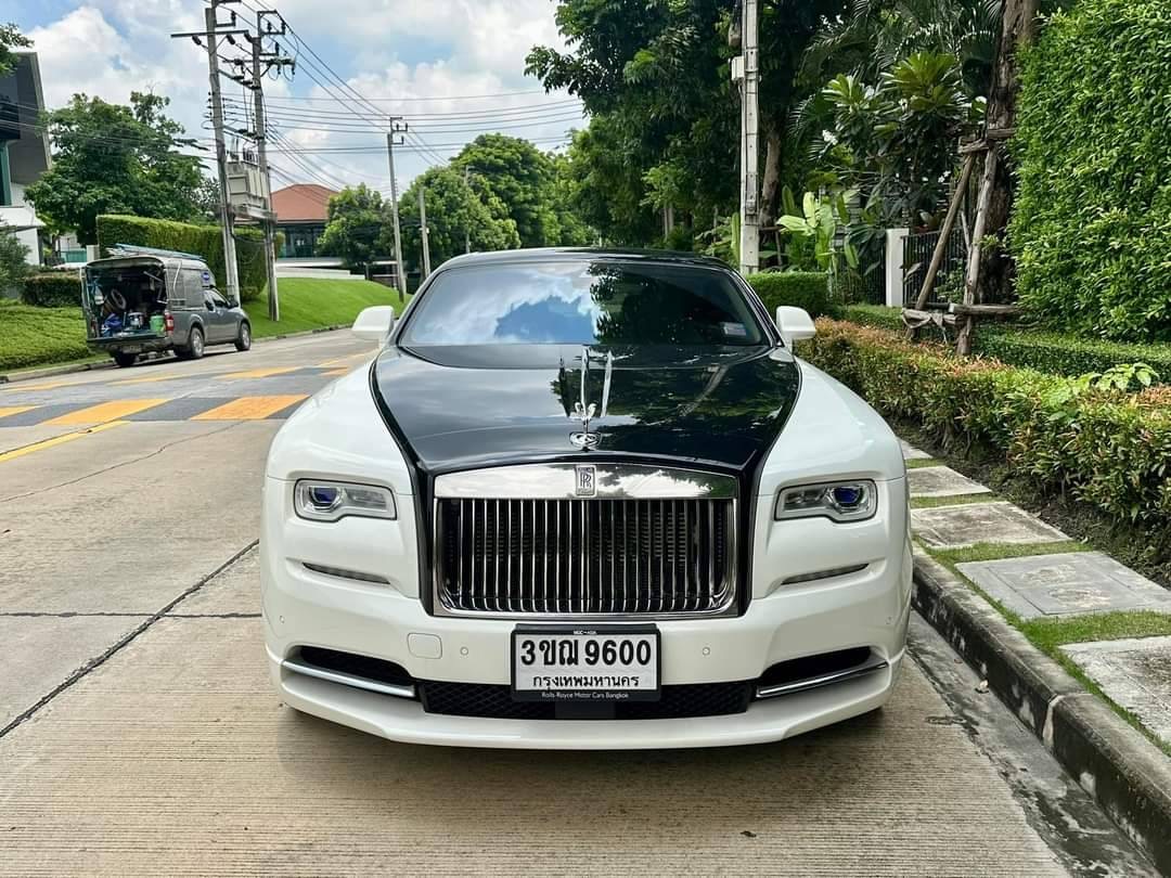 2017 Rolls-Royce Wraith สีขาว (รูปที่ 2)
