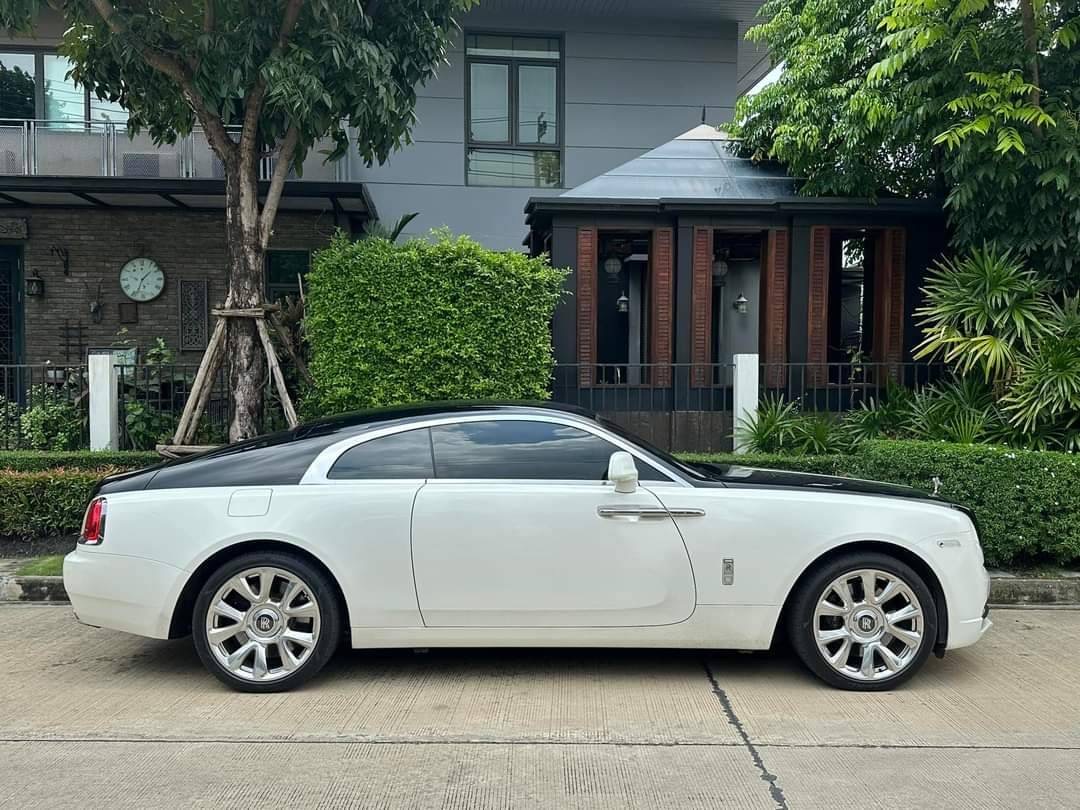2017 Rolls-Royce Wraith สีขาว (รูปที่ 4)