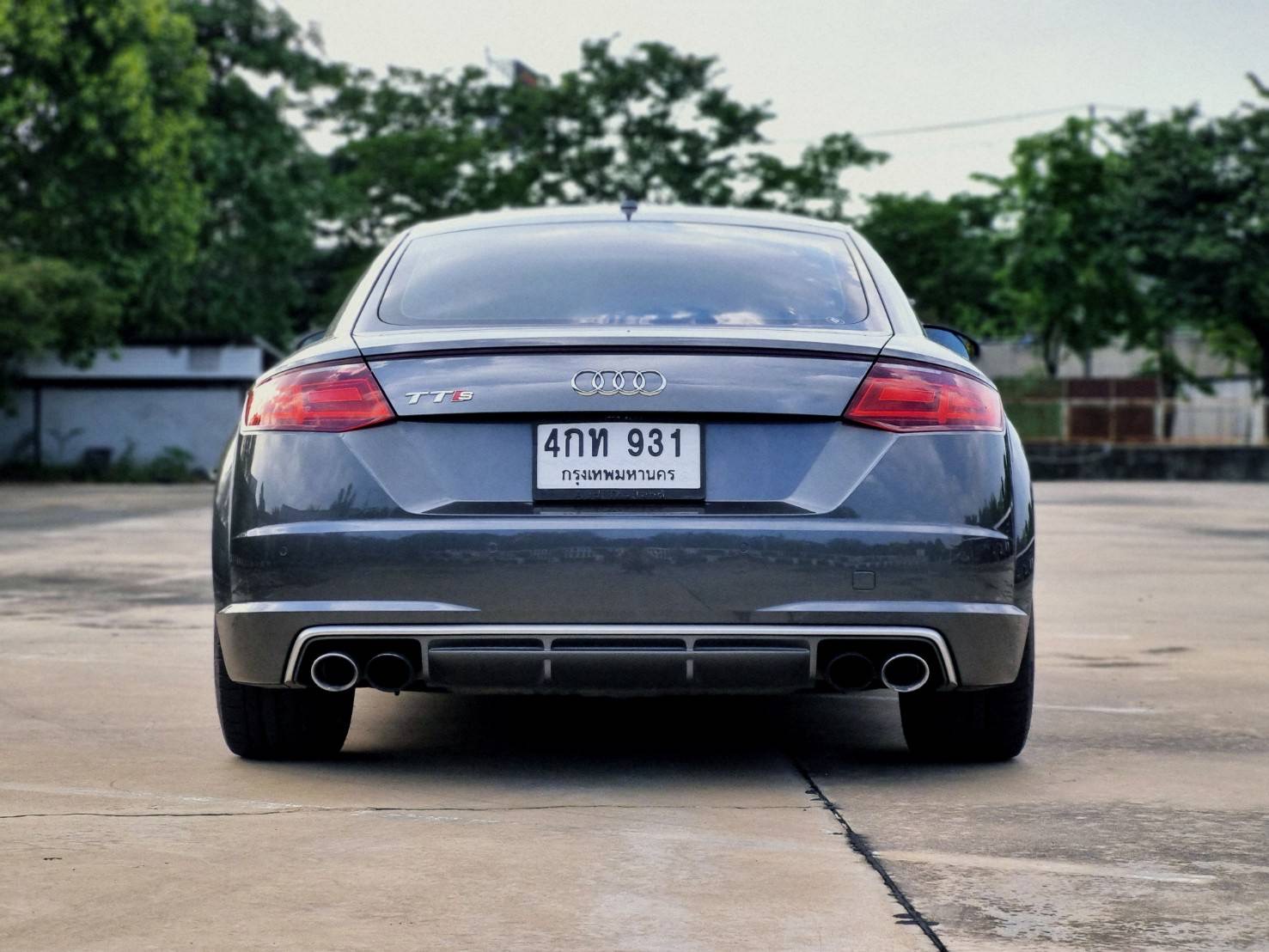 2018 Audi TT สีเทา (รูปที่ 5)