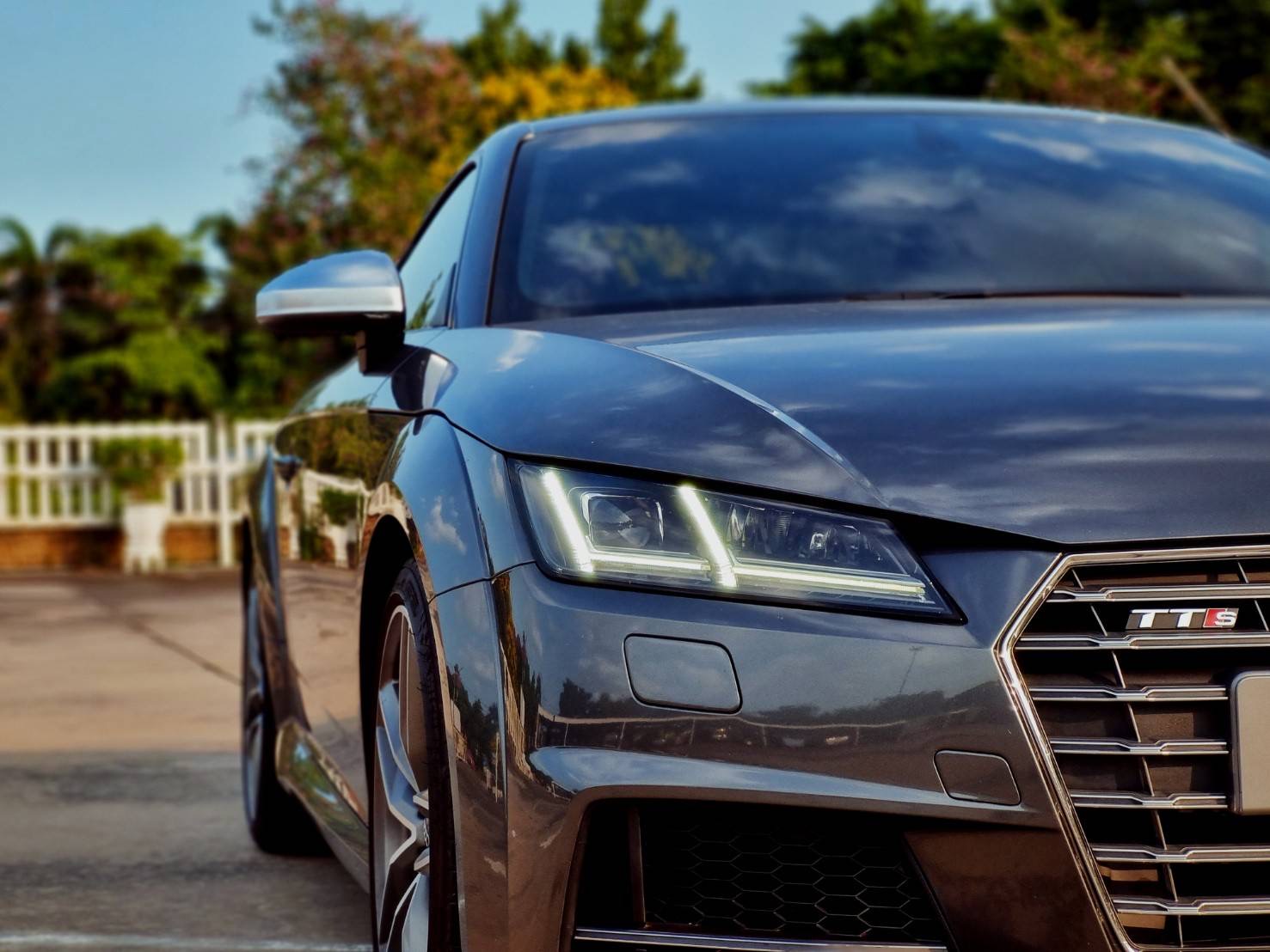 2018 Audi TT สีเทา (รูปที่ 17)
