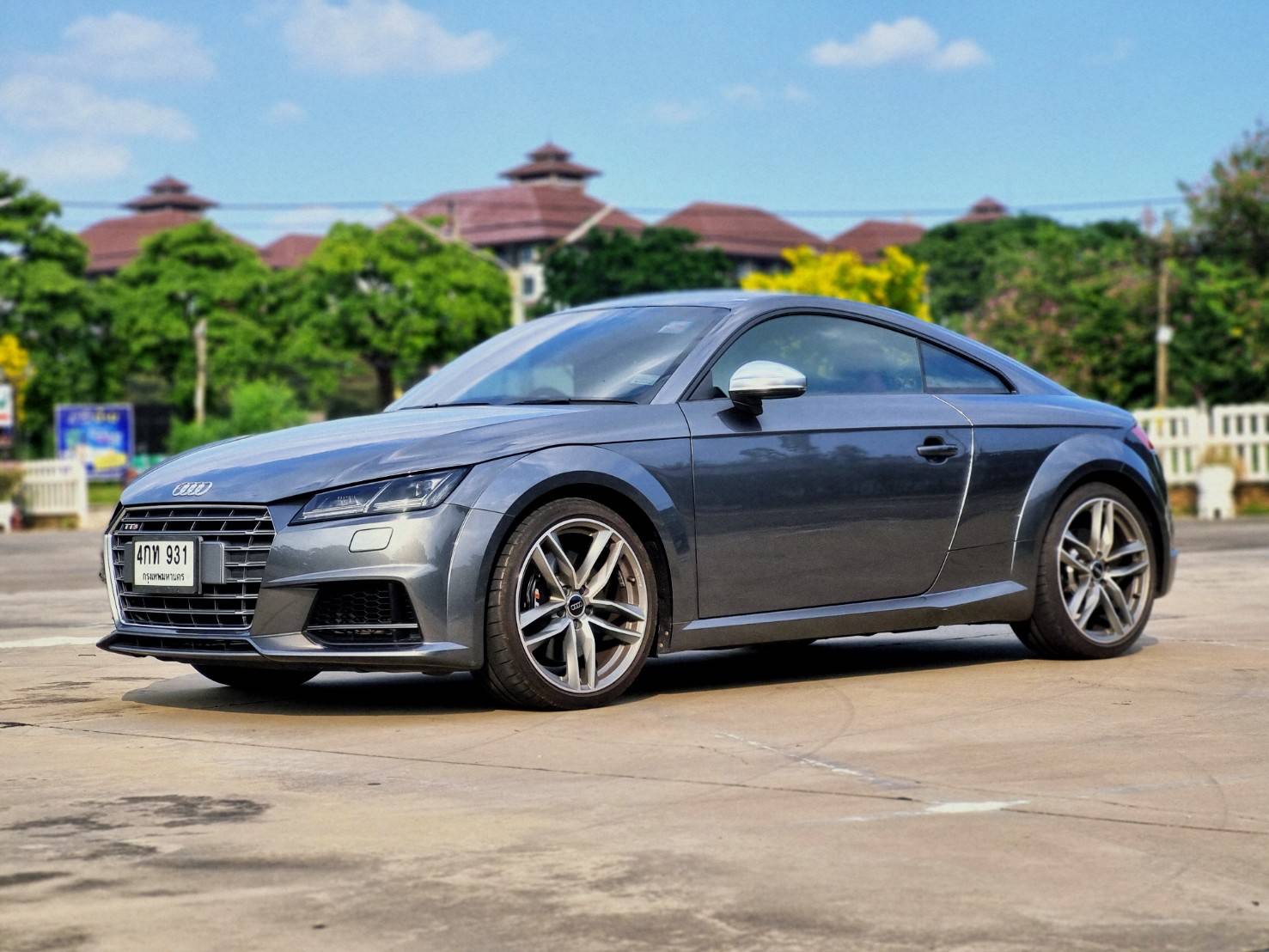 2018 Audi TT สีเทา (รูปที่ 3)