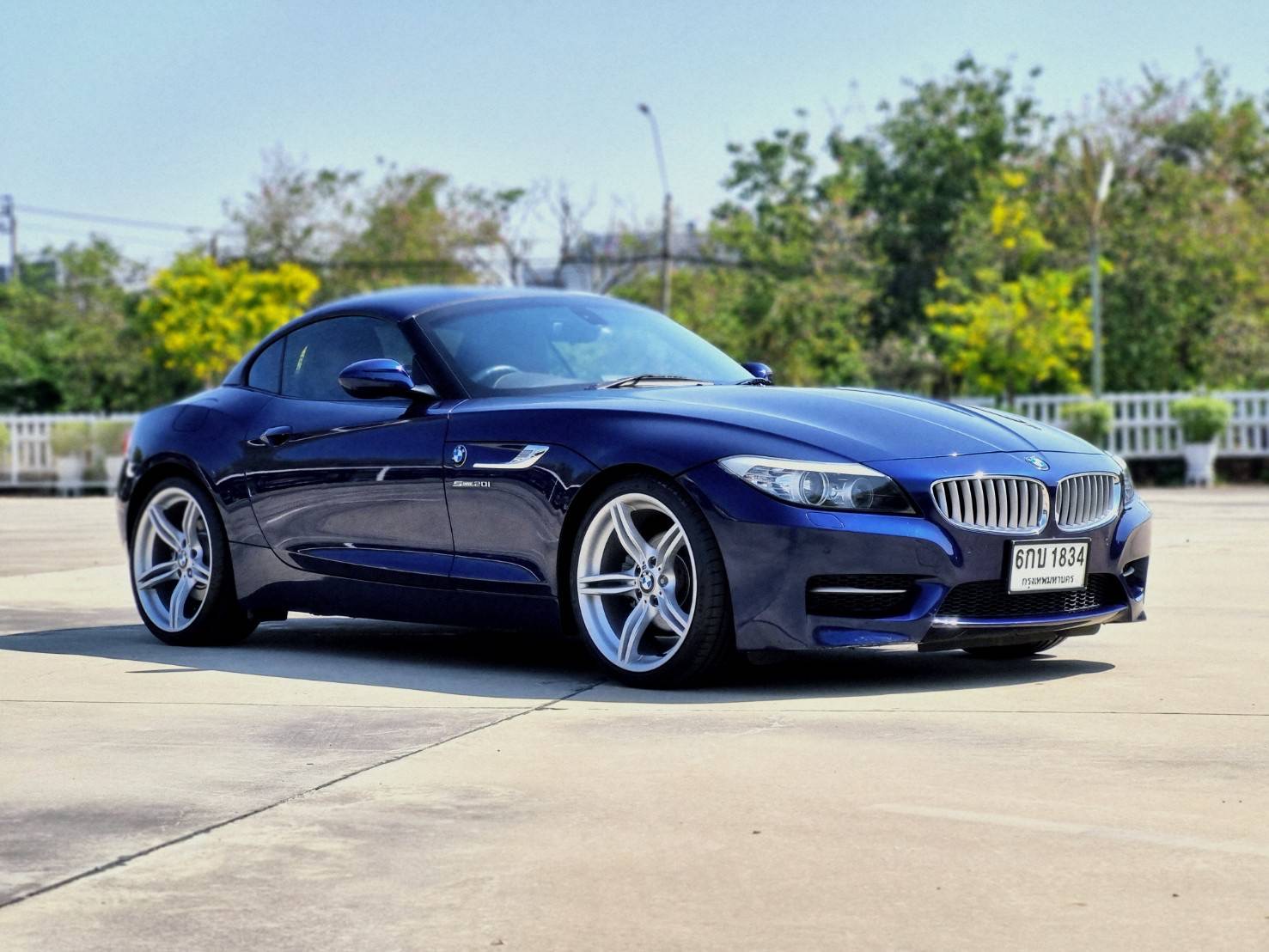2013 BMW Z4 E89 สีน้ำเงิน (รูปที่ 3)