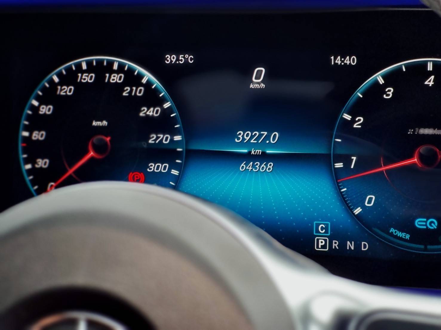 2021 Mercedes-Benz GT53 AMG สีดำ (รูปที่ 8)