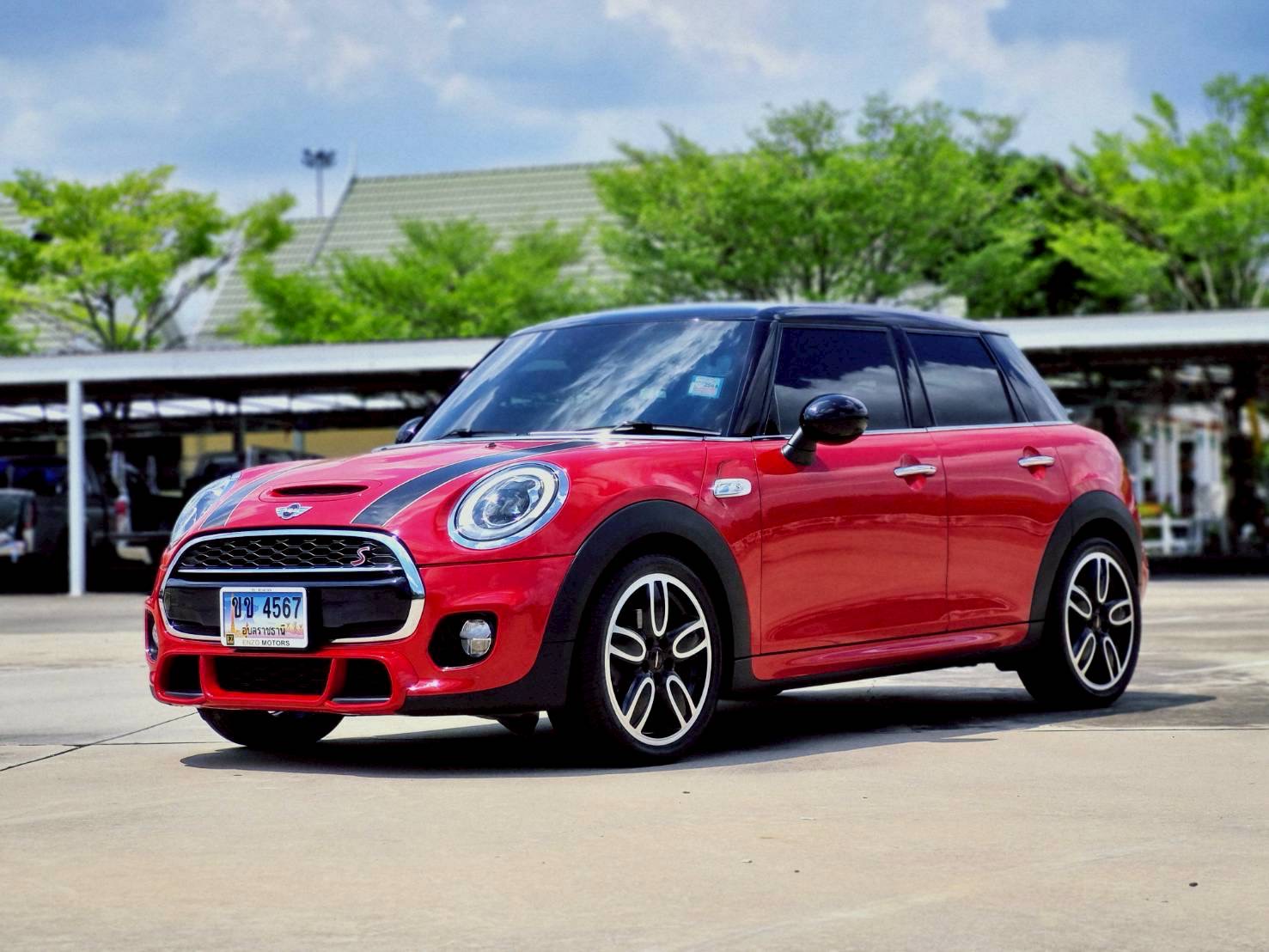 2015 Mini Cooper (Hatch) Look3 F55 (5 ประตู) สีแดง