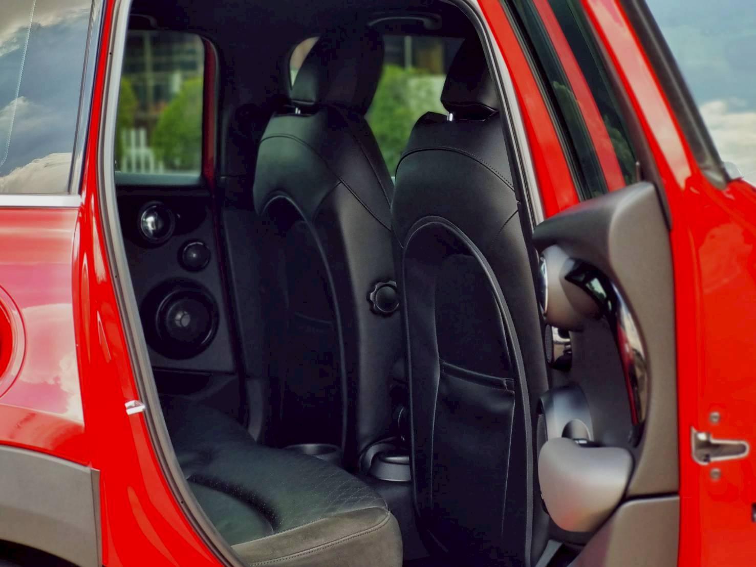 2015 Mini Cooper (Hatch) Look3 F55 (5 ประตู) สีแดง (รูปที่ 10)