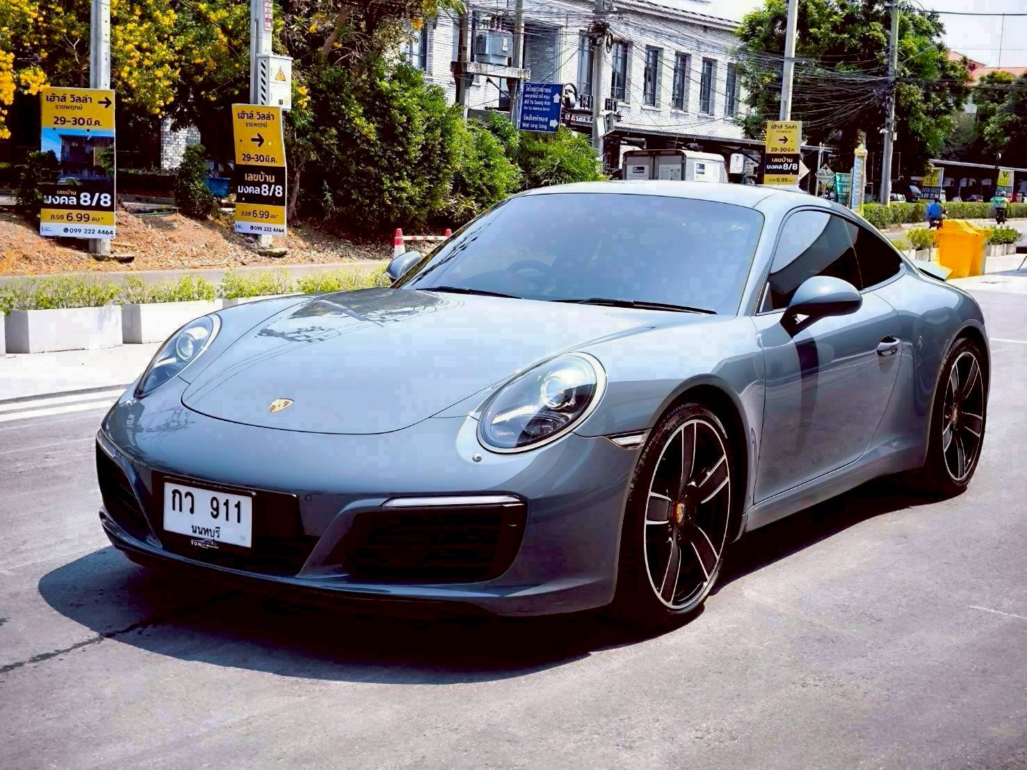 2018 Porsche 911 991 Carrera สีเทา (รูปที่ 2)