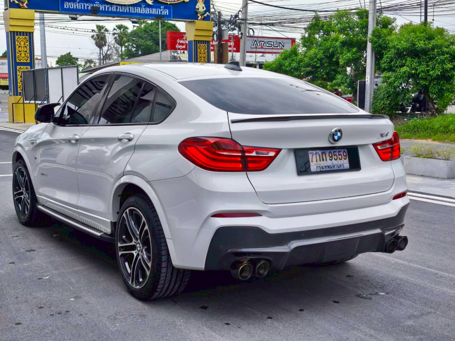 2018 BMW X4 G02 สีขาว (รูปที่ 18)