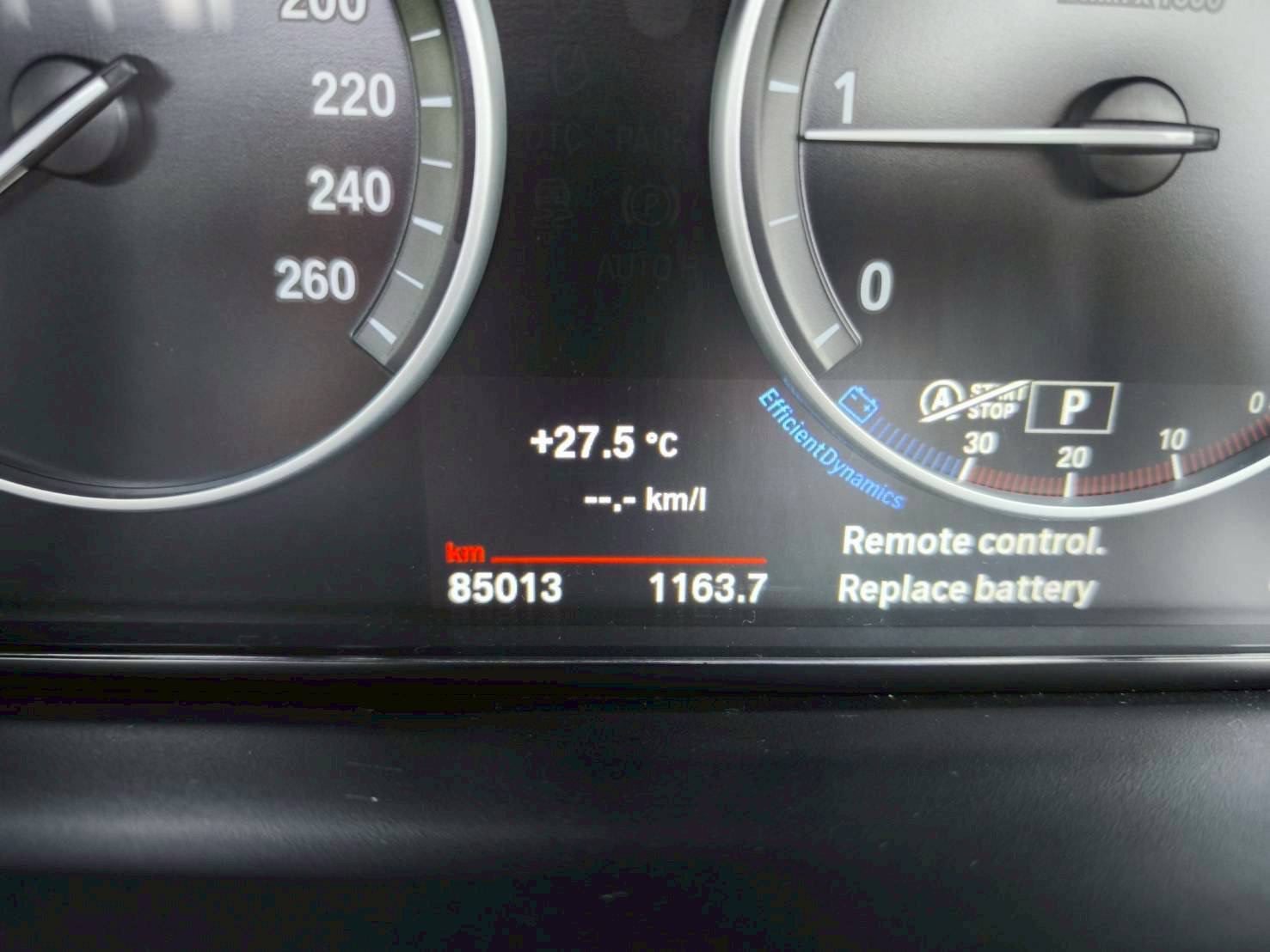 2018 BMW X4 G02 สีขาว (รูปที่ 3)