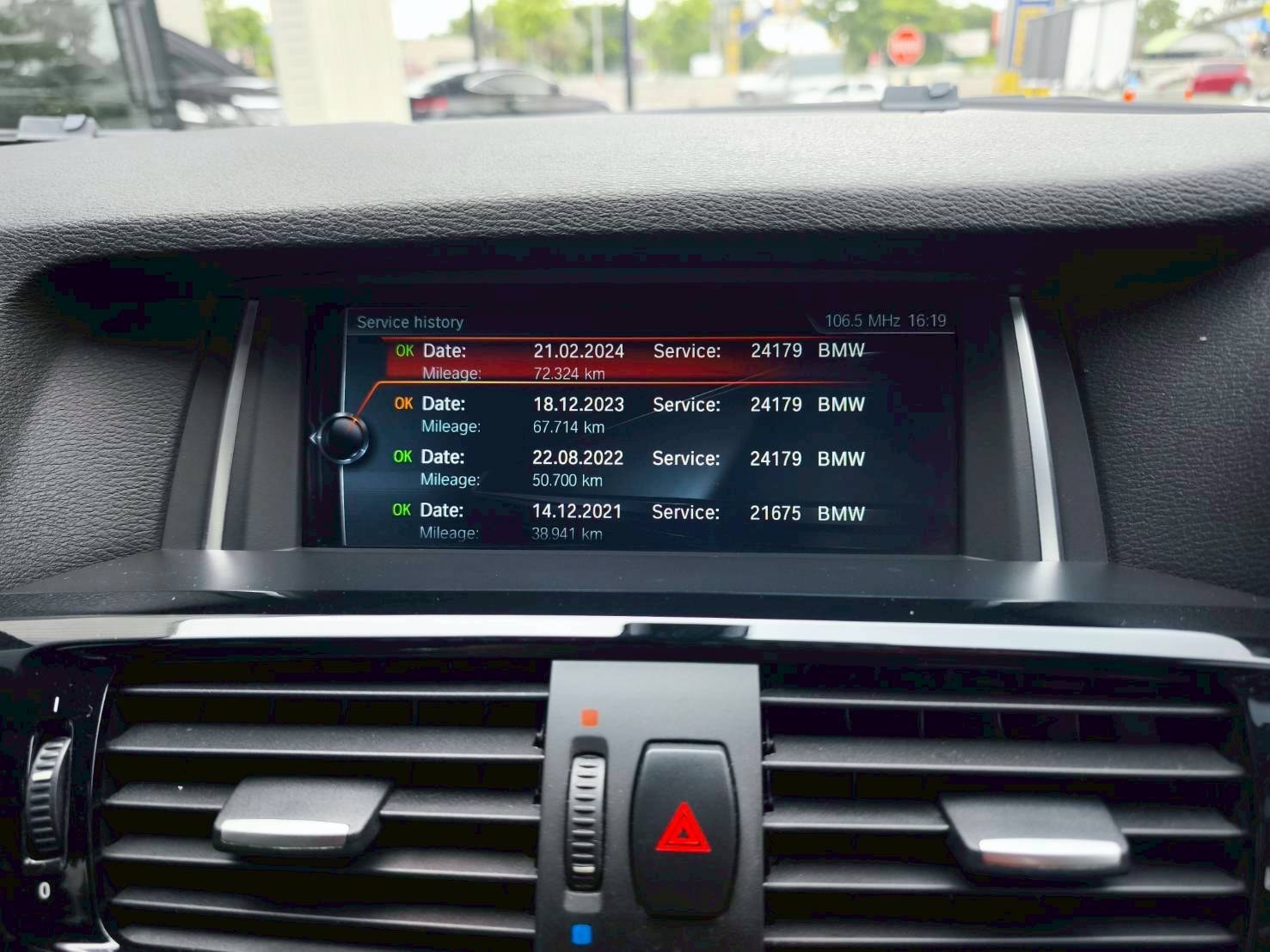 2018 BMW X4 G02 สีขาว (รูปที่ 15)
