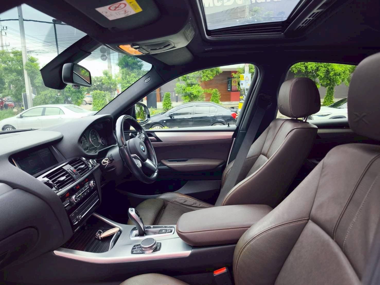 2018 BMW X4 G02 สีขาว (รูปที่ 6)
