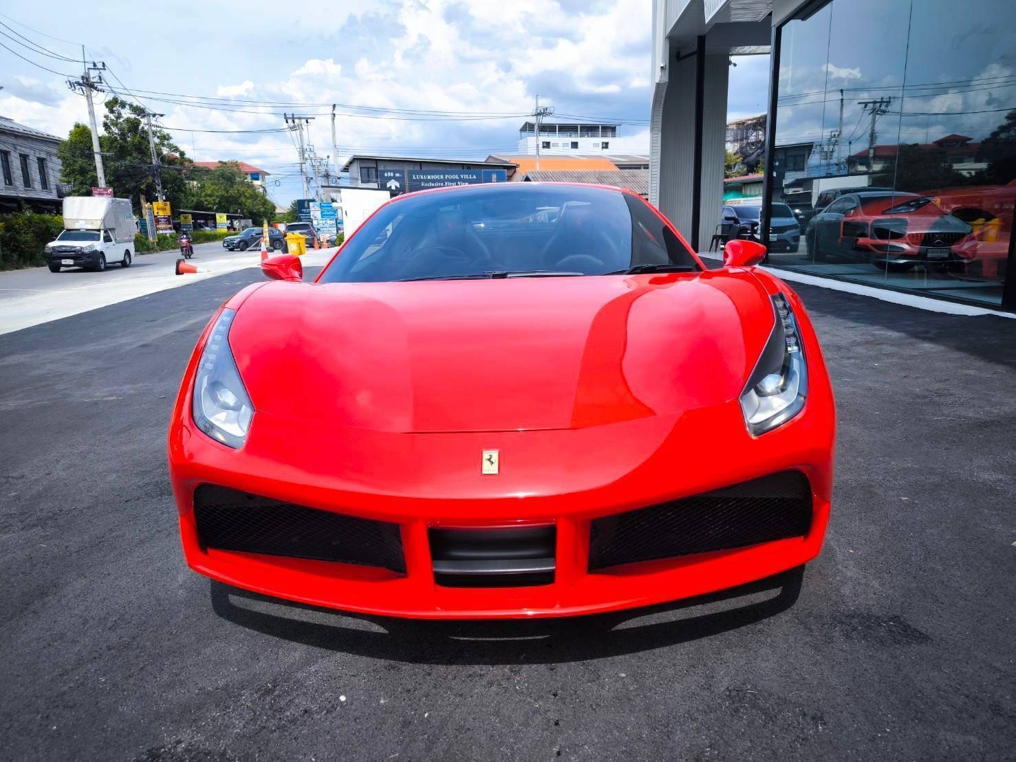 2018 Ferrari 488 Spider สีแดง (รูปที่ 2)