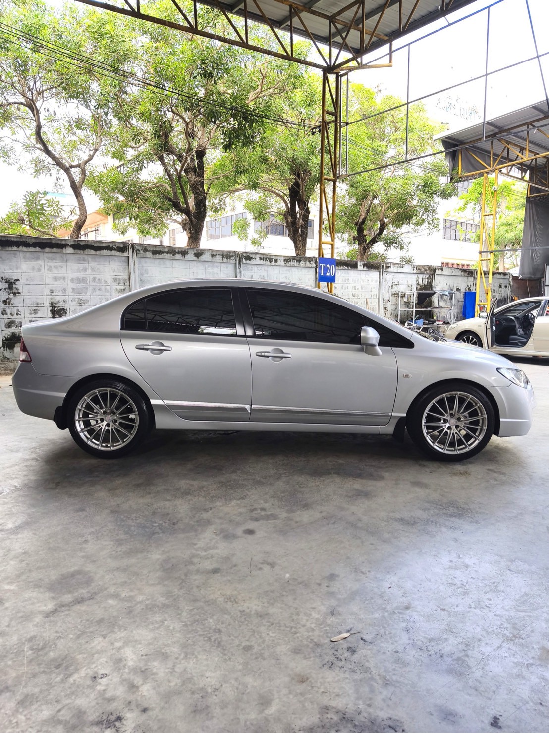2007 Honda Civic FD สีเงิน (รูปที่ 14)