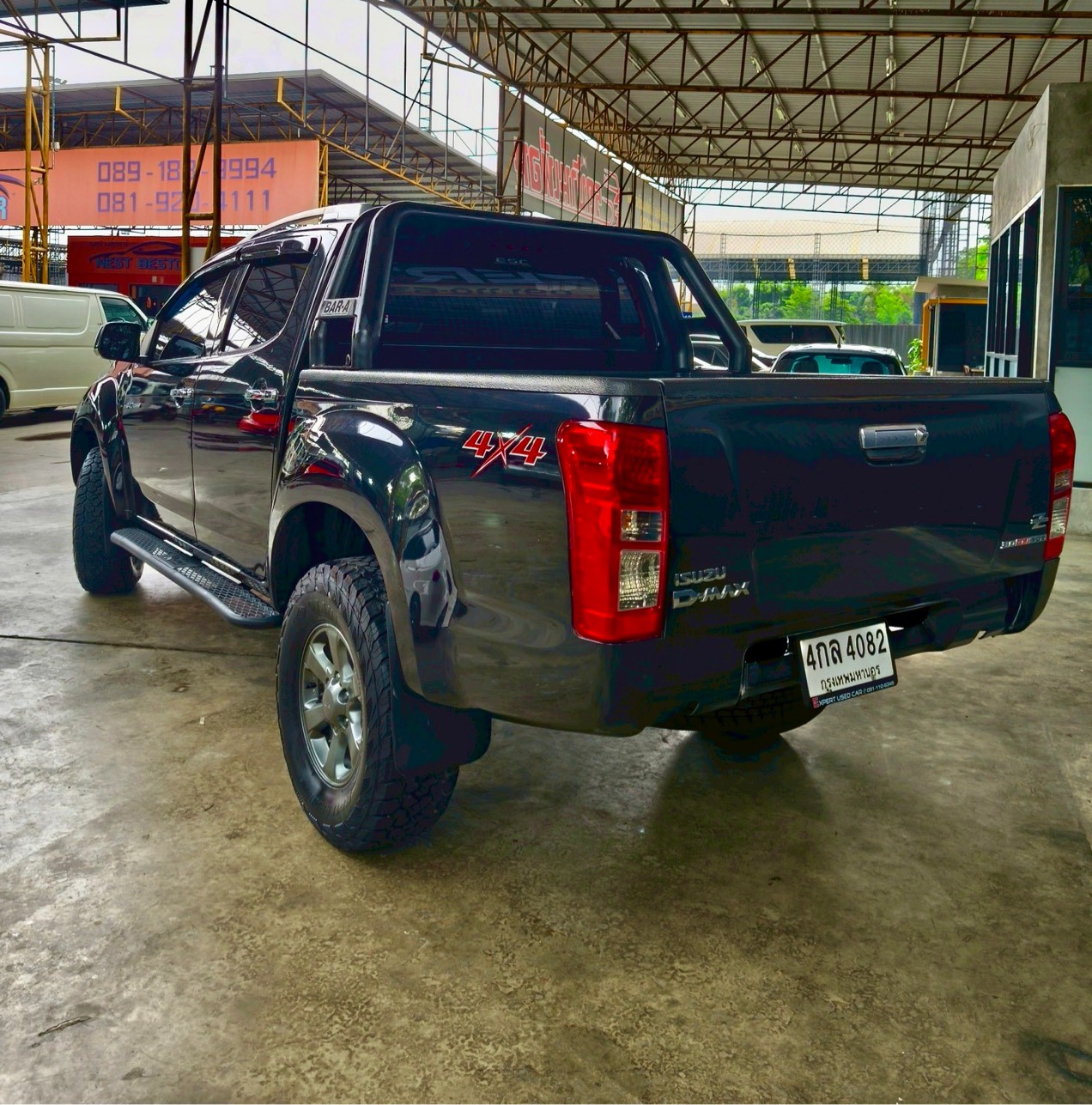 2015 Isuzu D-Max CAB4 สีดำ (รูปที่ 3)