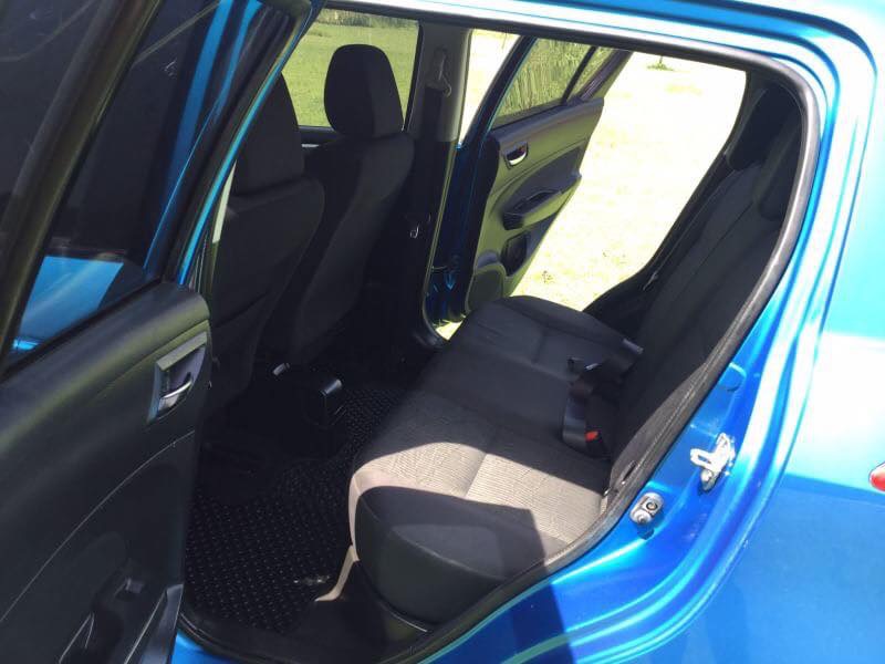Suzuki Swift ปี 2015 สีฟ้า (รูปที่ 13)