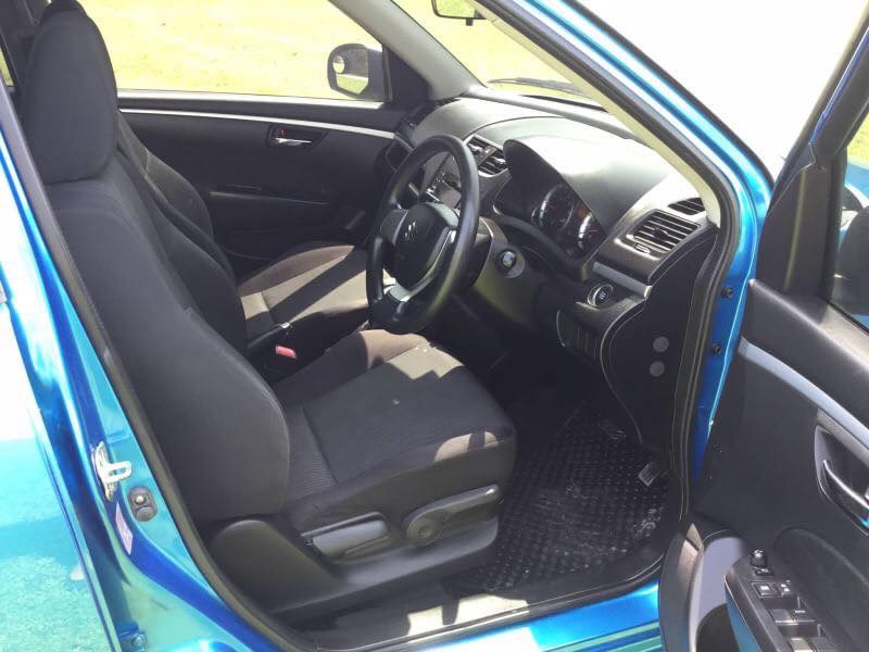 Suzuki Swift ปี 2015 สีฟ้า (รูปที่ 12)