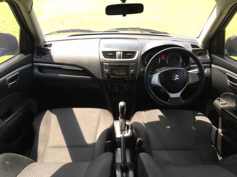 Suzuki Swift ปี 2015 สีฟ้า (รูปที่ 10)