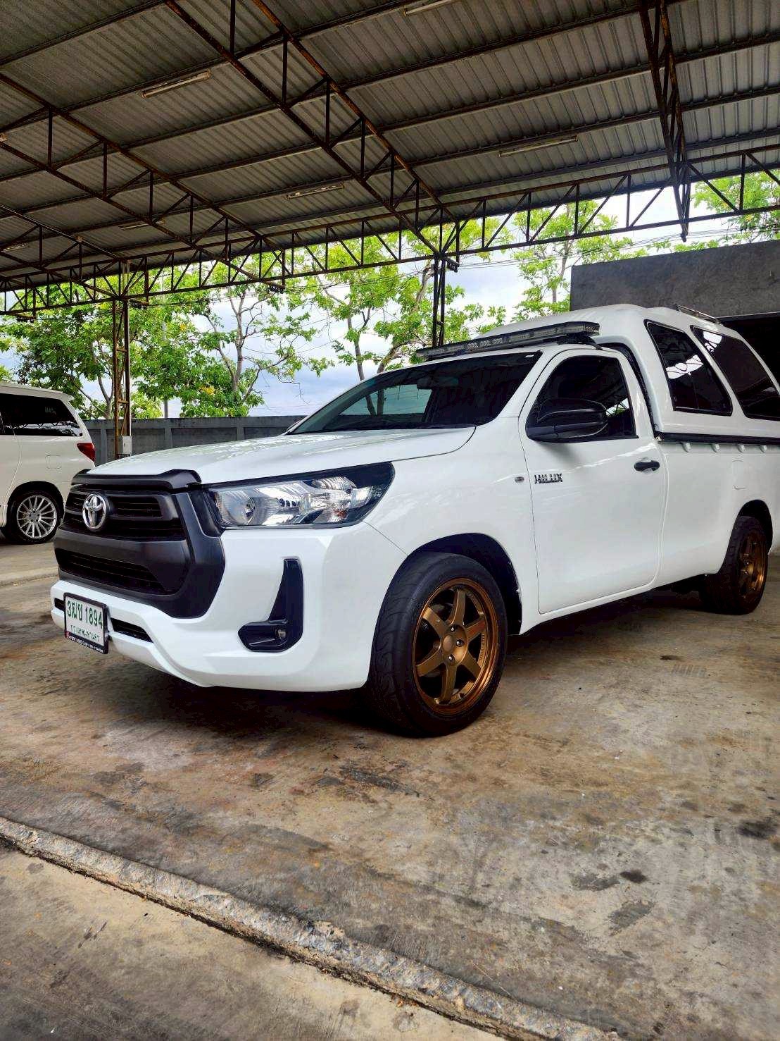 2020 Toyota REVO 2.4 สีขาว (รูปที่ 12)