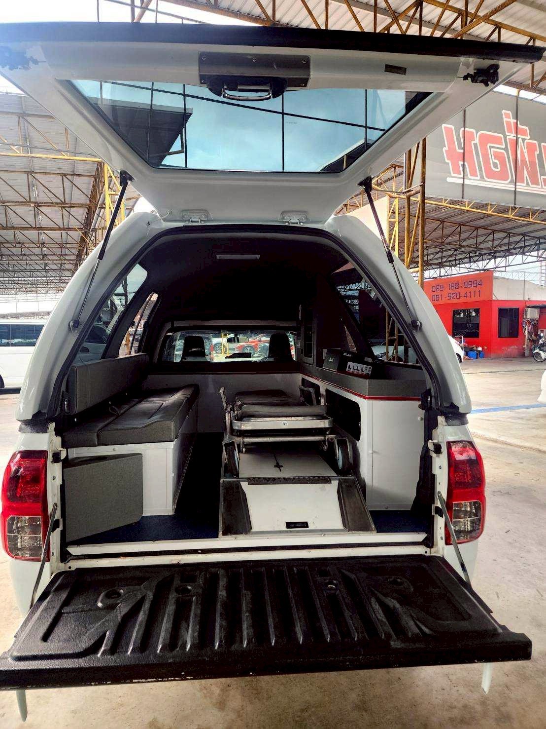 2020 Toyota REVO 2.4 สีขาว (รูปที่ 5)