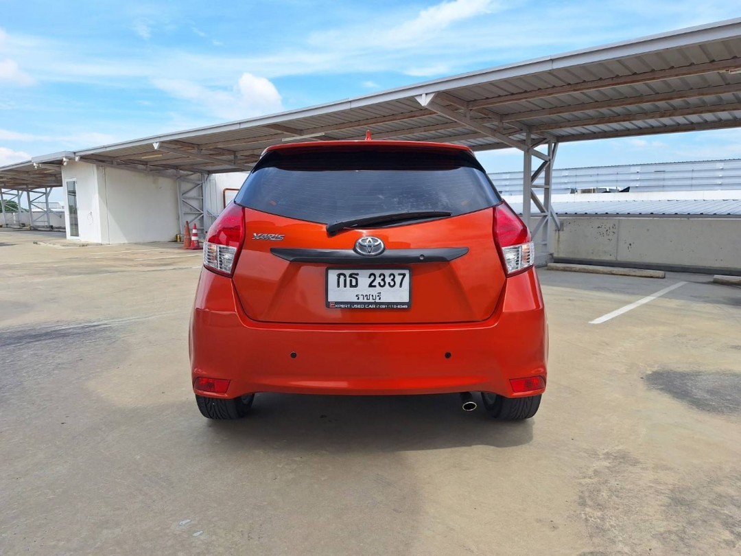 2013 Toyota Yaris สีส้ม (รูปที่ 17)