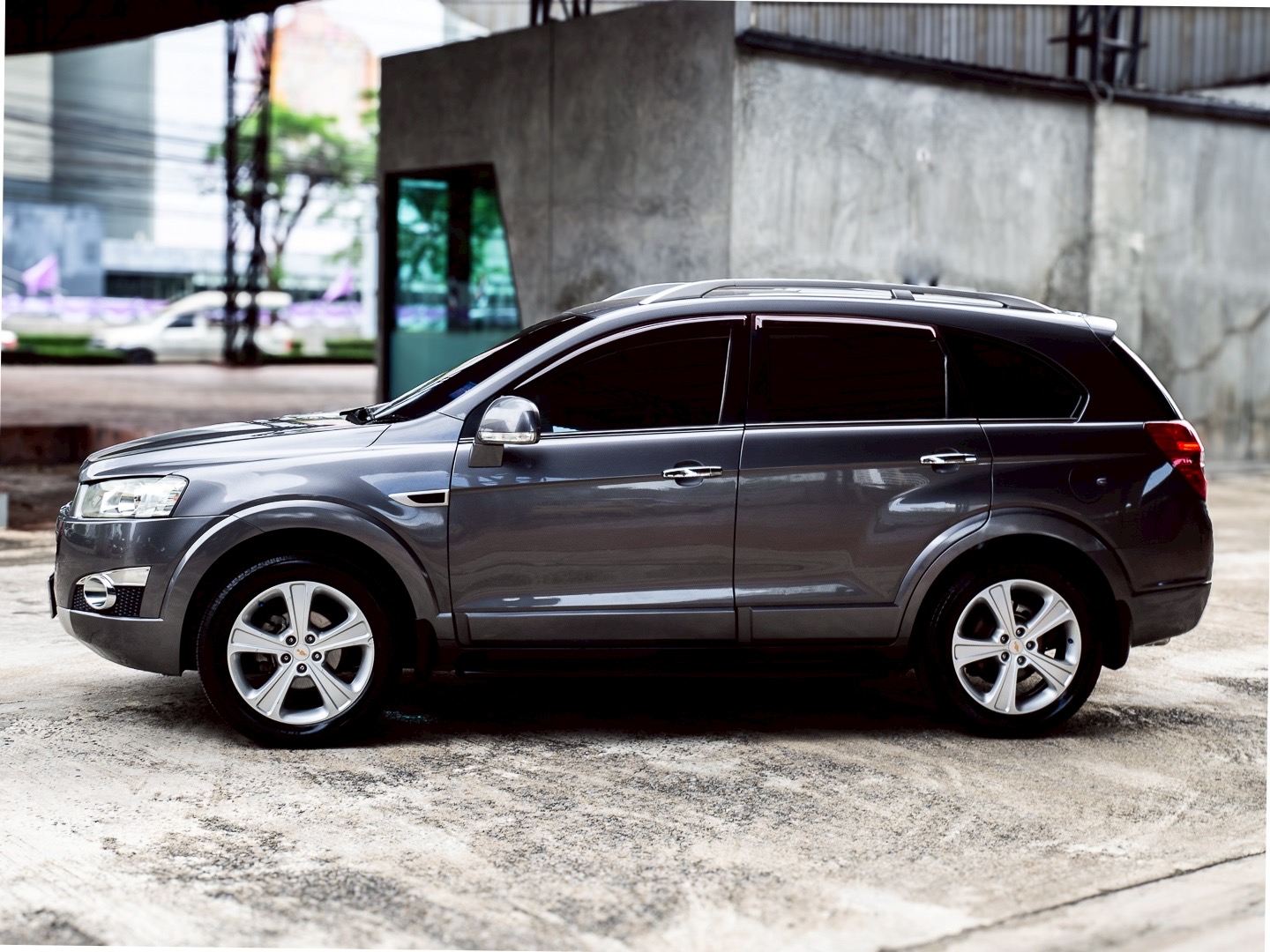 2012 Chevrolet Captiva สีน้ำตาล (รูปที่ 3)