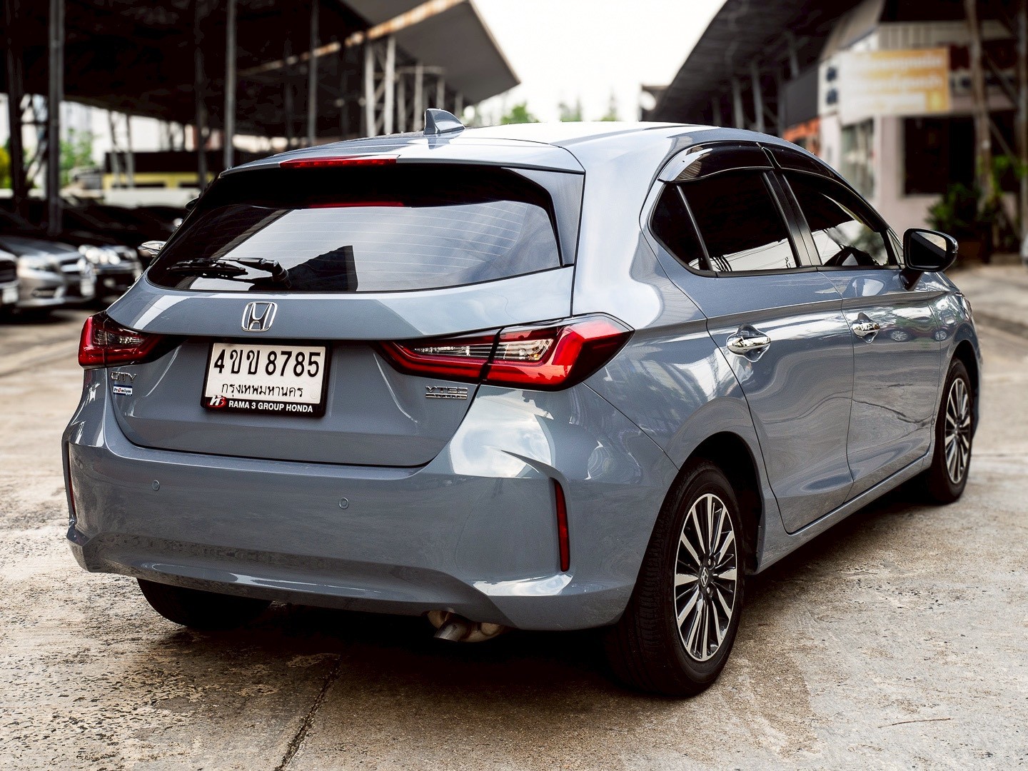 2023 Honda City Hatchback สีเทา (รูปที่ 8)