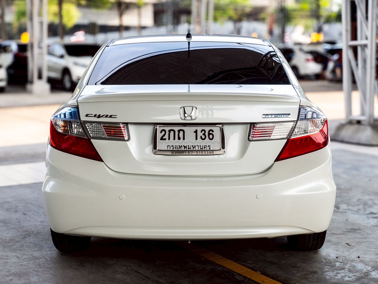 2013 Honda Civic FB สีขาว (รูปที่ 5)