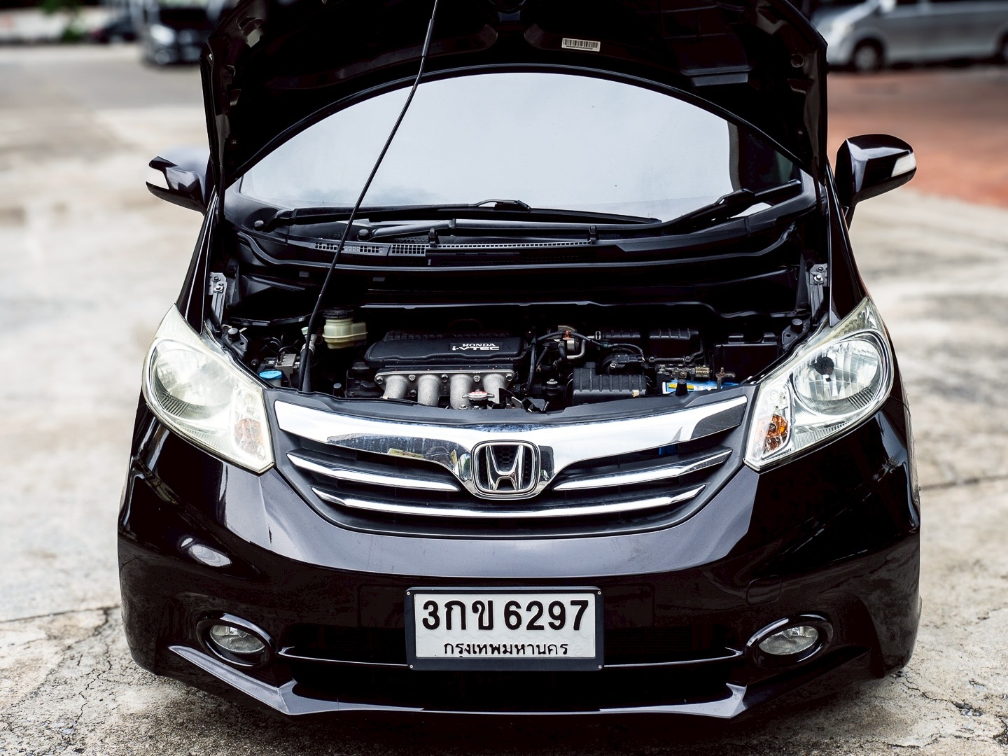 2014 Honda Freed สีน้ำตาล (รูปที่ 16)