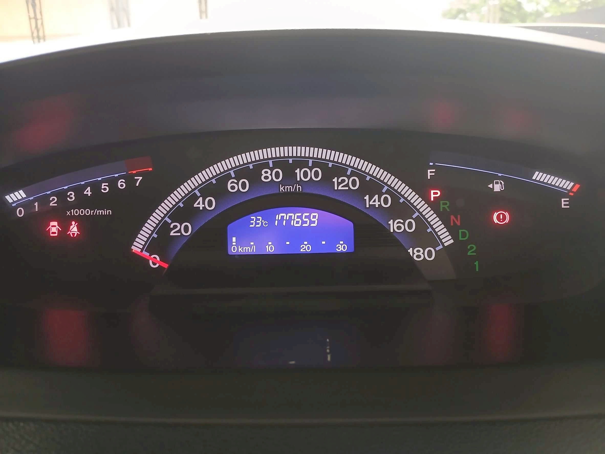2014 Honda Freed สีน้ำตาล (รูปที่ 18)