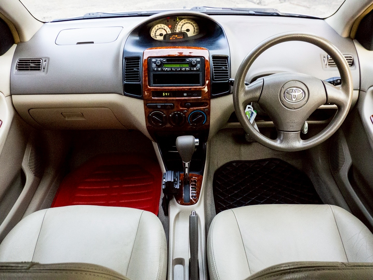 2004 Toyota IVORY 2.4 สีเทา (รูปที่ 11)