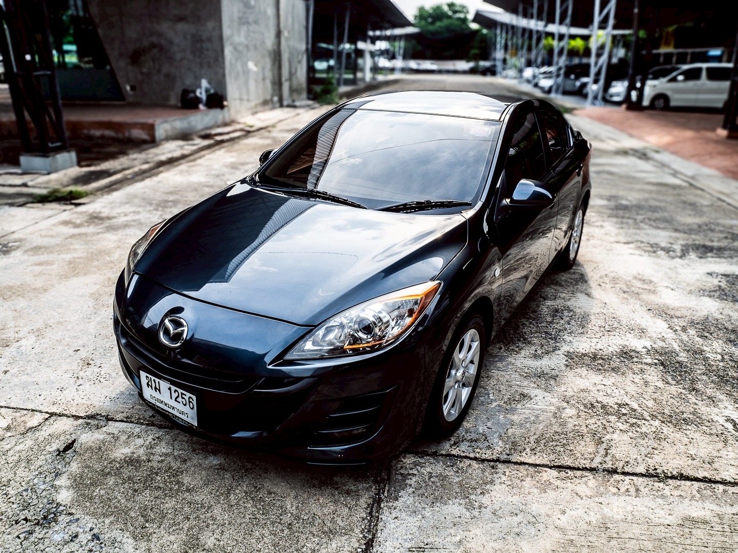 2012 Mazda 3 สีเทา (รูปที่ 15)