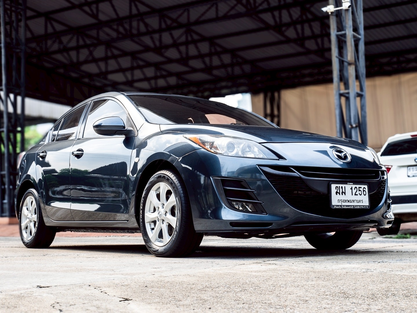 2012 Mazda 3 สีเทา (รูปที่ 17)