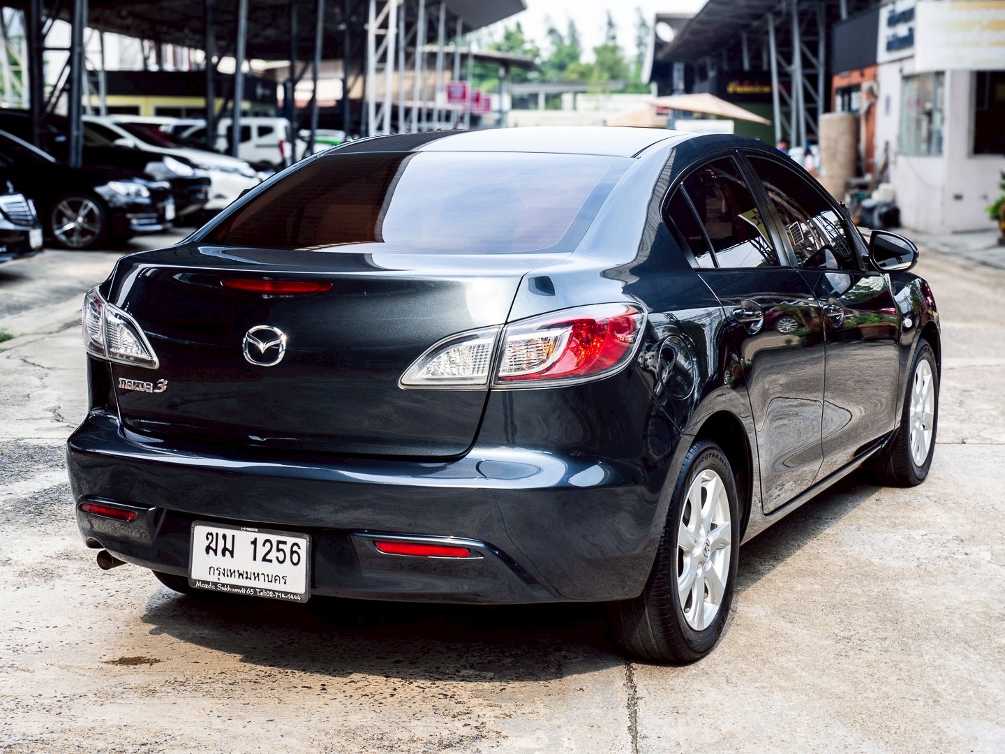 2012 Mazda 3 สีเทา (รูปที่ 6)