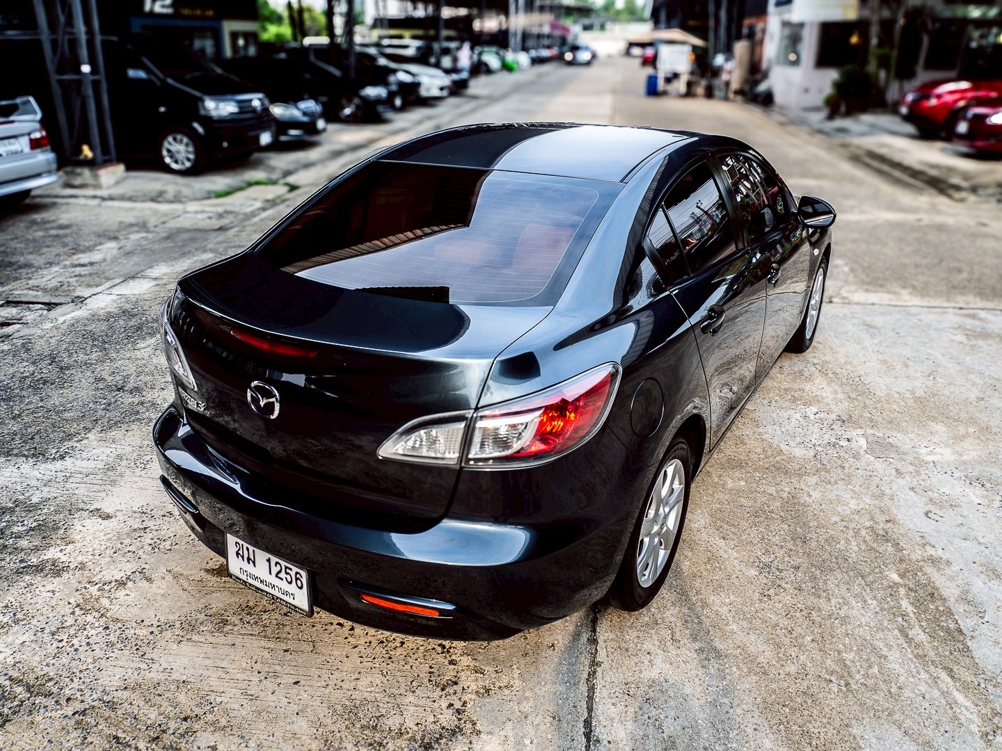 2012 Mazda 3 สีเทา (รูปที่ 14)