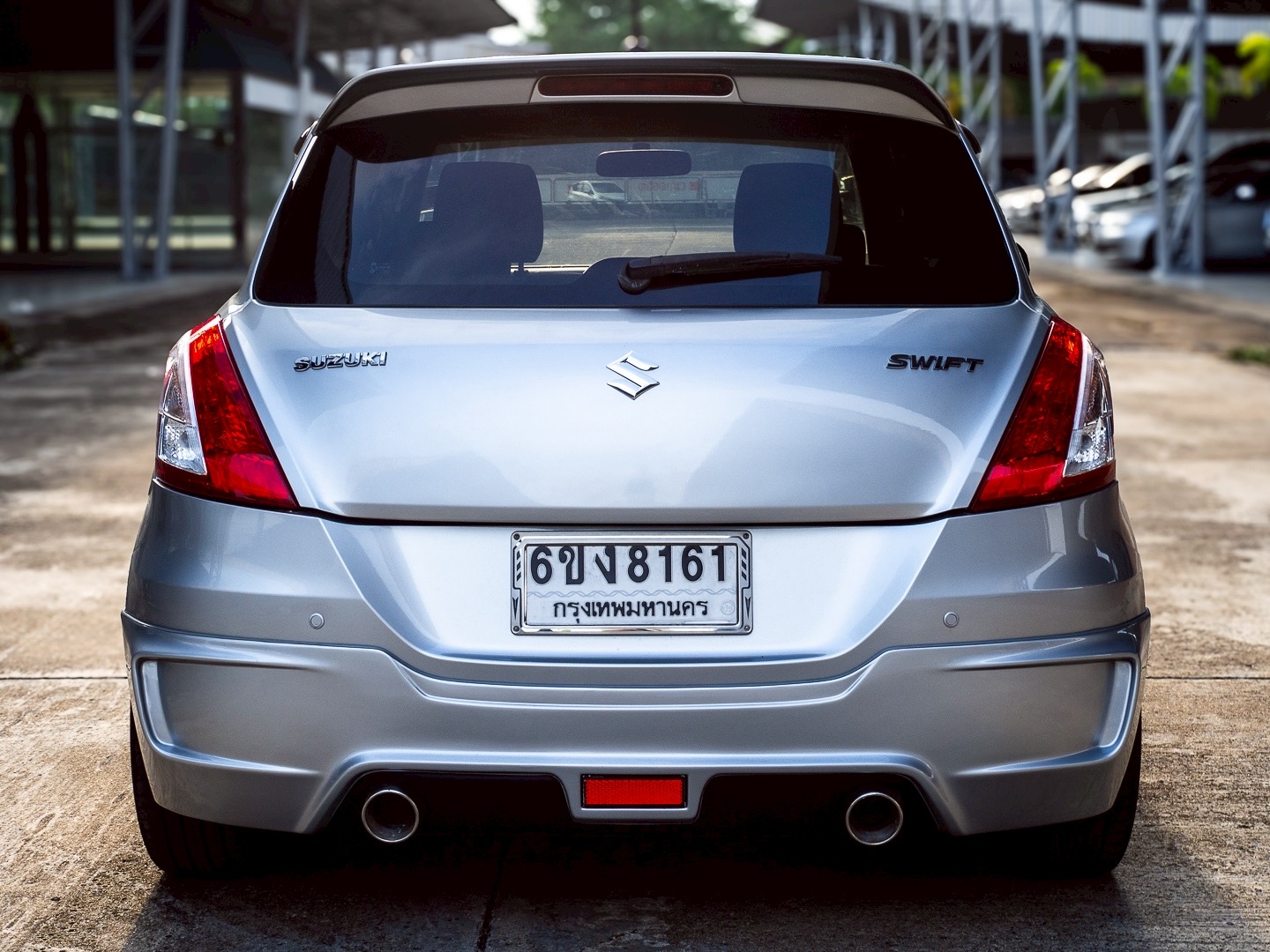 2014 Suzuki Swift สีเทา (รูปที่ 6)
