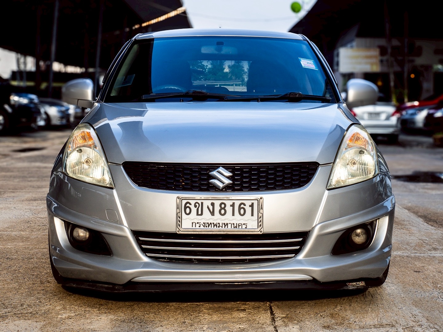 2014 Suzuki Swift สีเทา (รูปที่ 2)