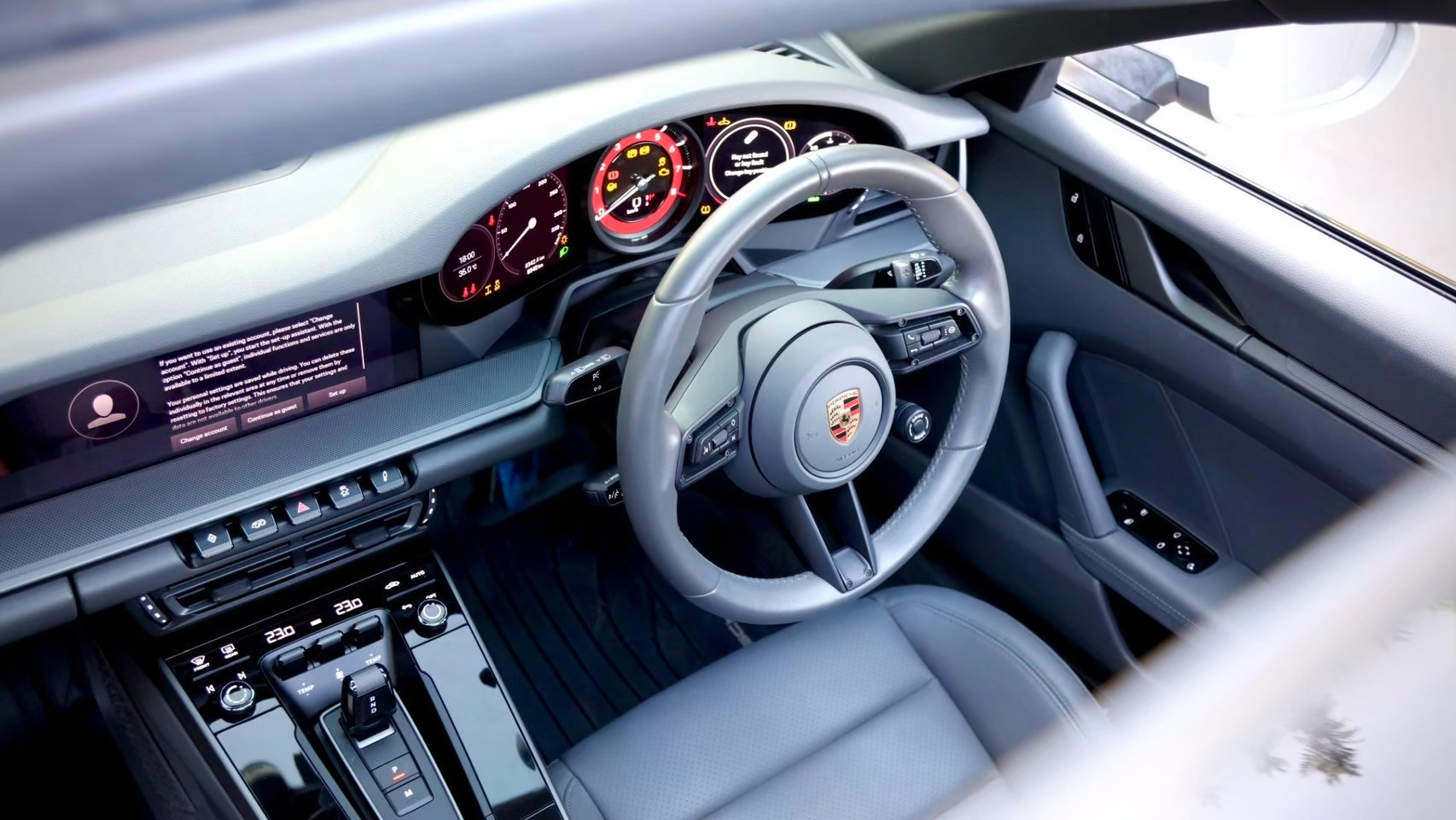 2023 Porsche 992 CARRERA 4 สีเทา (รูปที่ 6)