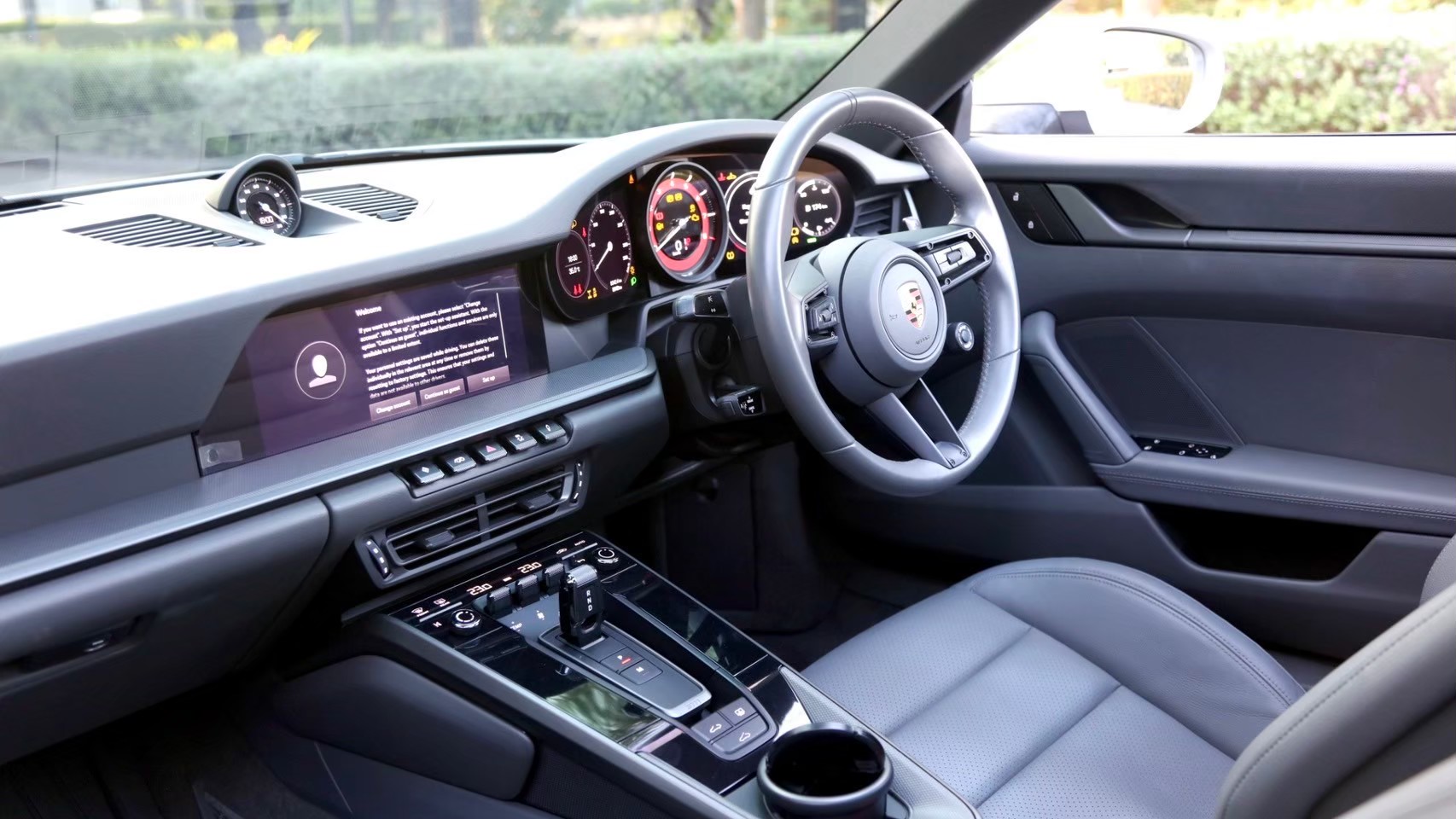 2023 Porsche 992 CARRERA 4 สีเทา (รูปที่ 9)