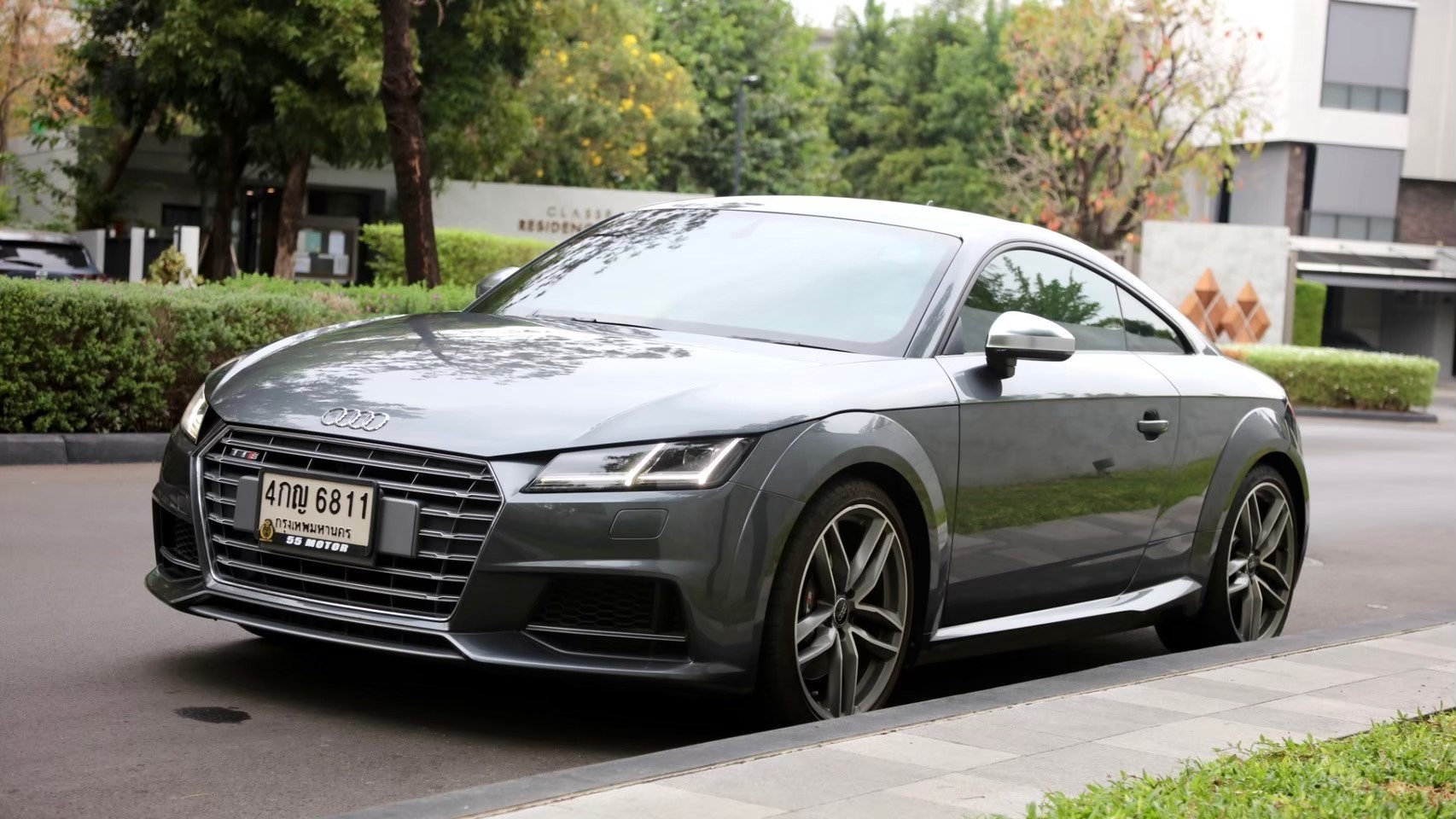 2018 Audi TT Mk3 8S TT RS สีเทา (รูปที่ 2)