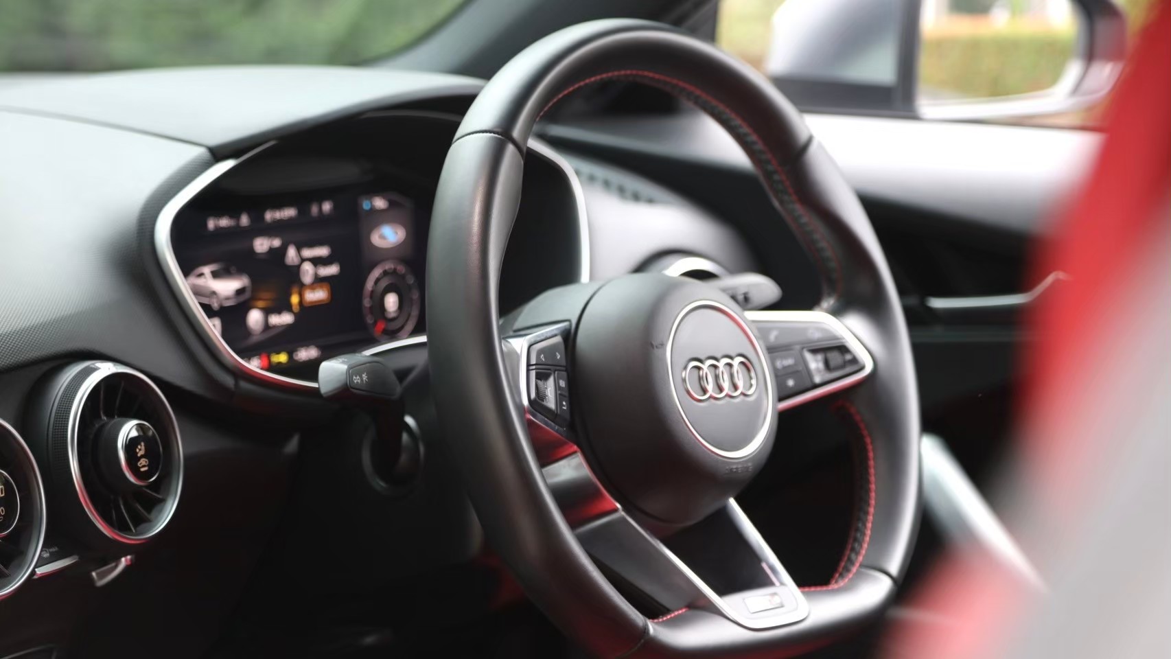 2018 Audi TT Mk3 8S TT RS สีเทา (รูปที่ 10)