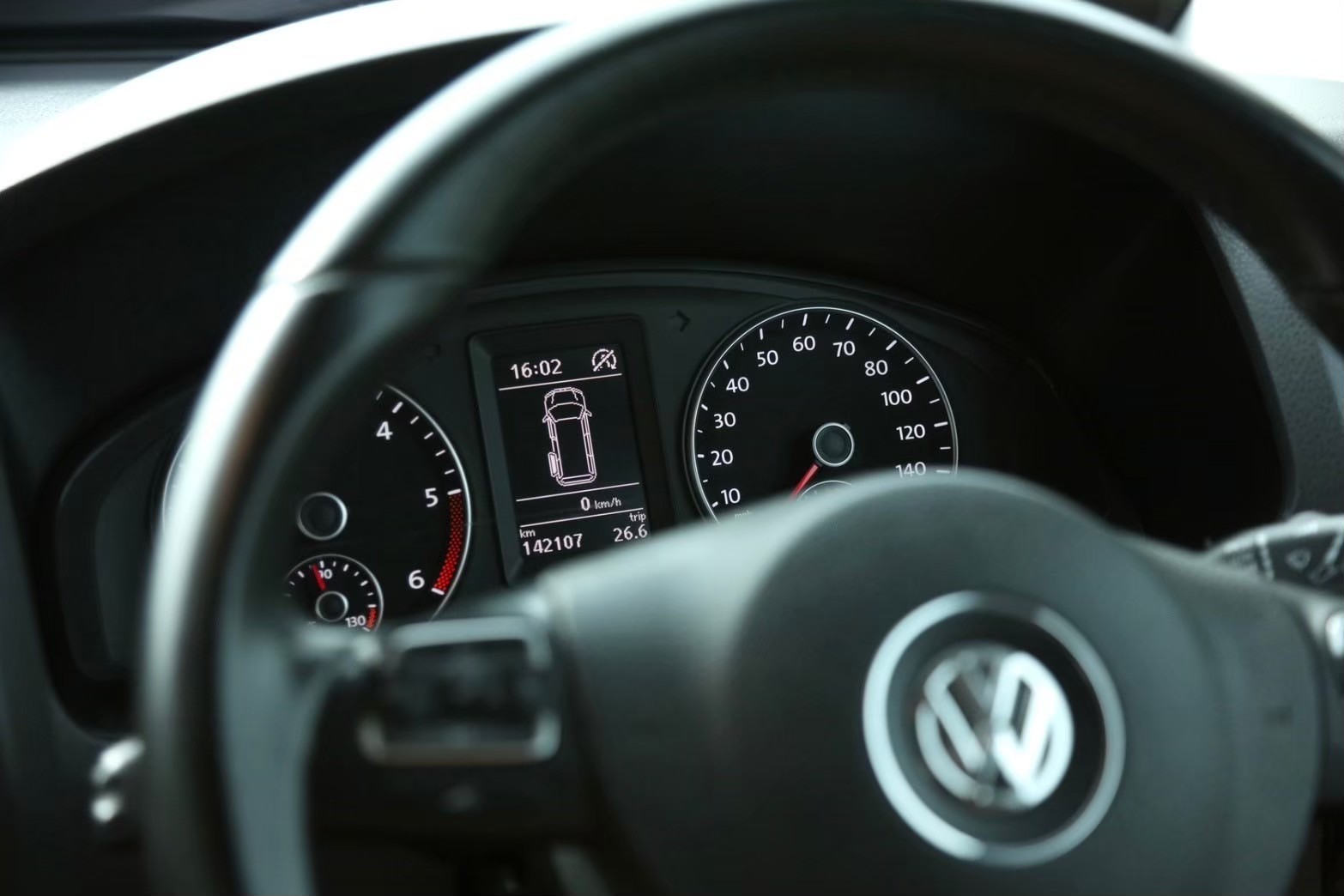 2013 Volkswagen Transporter (Caravelle) Caravelle สีขาว (รูปที่ 8)