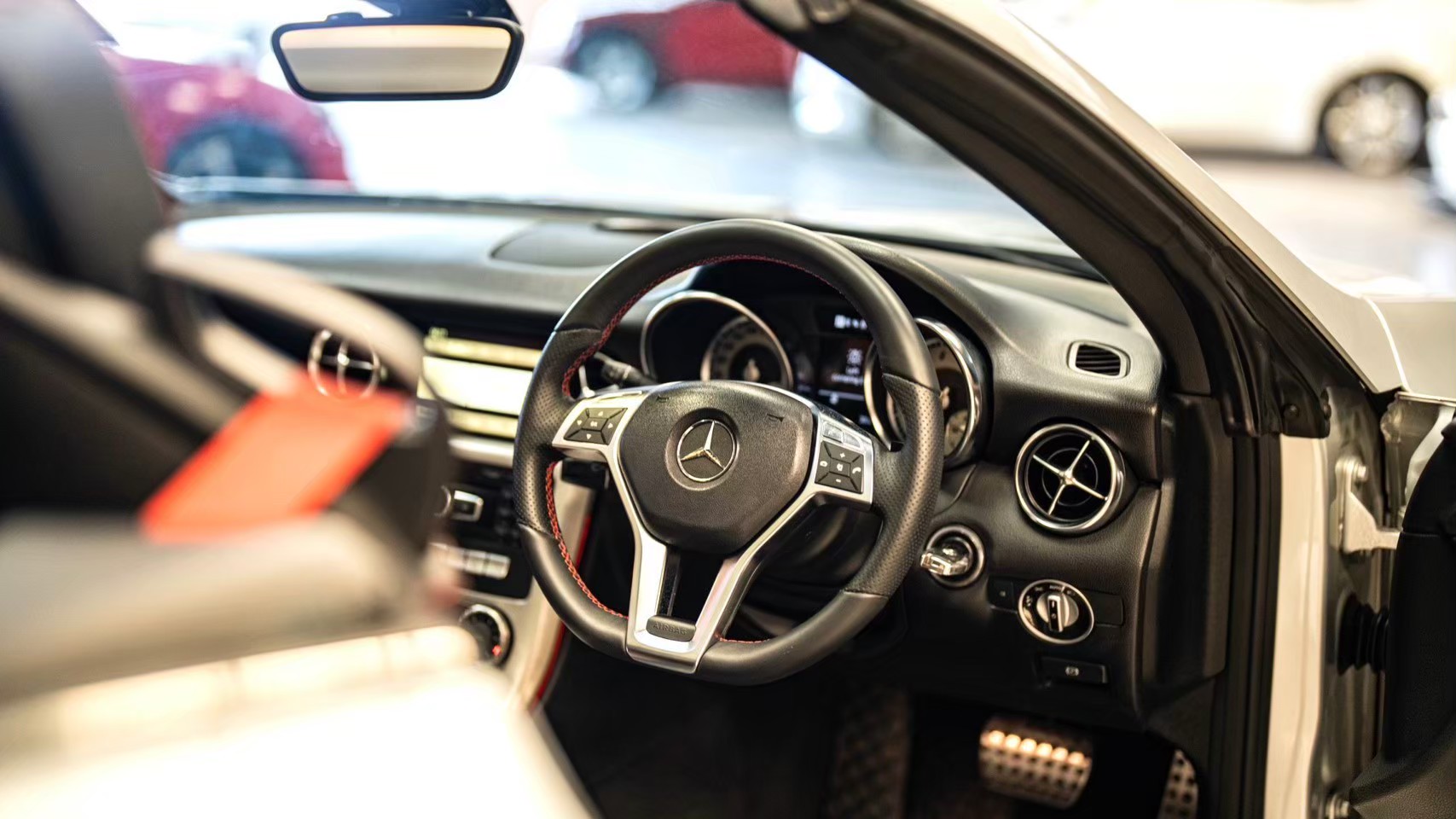 2012 Mercedes-Benz SLK-Class R172 SLK200 สีขาว (รูปที่ 5)