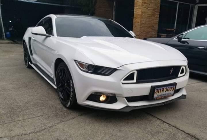 Ford Mustang ปี 2017 สีขาว
