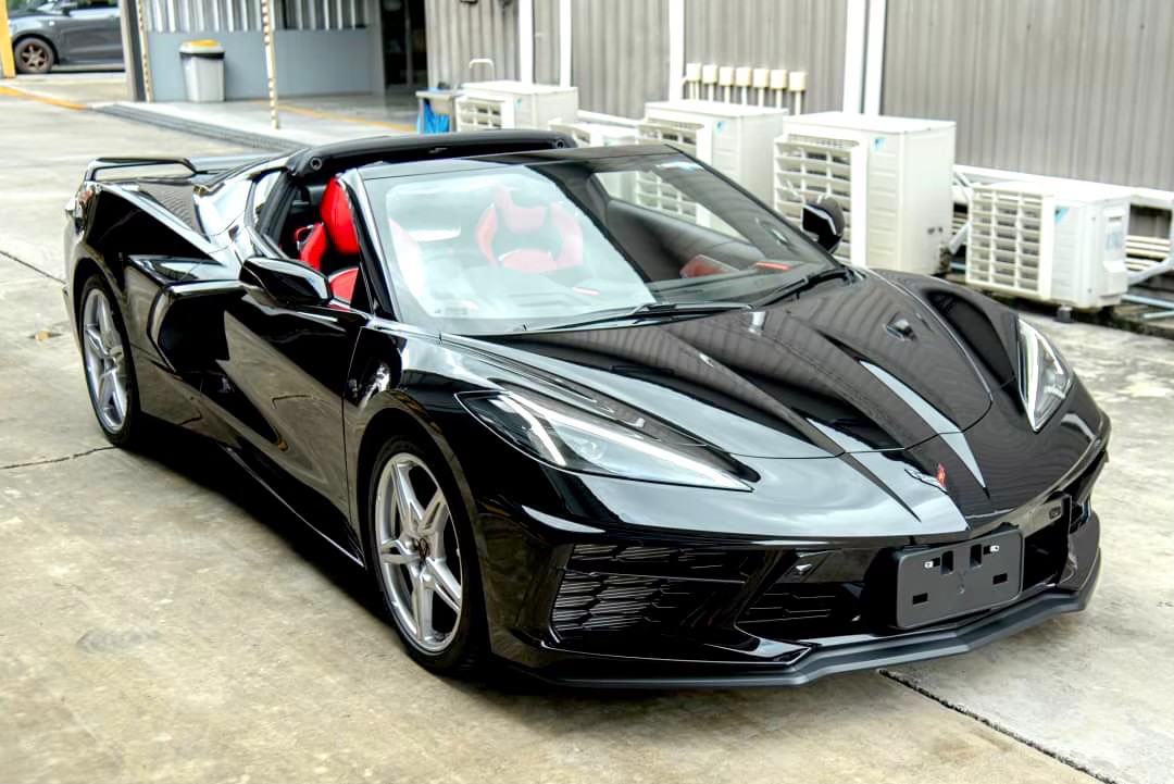 2024 Chevrolet Corvette สีดำ